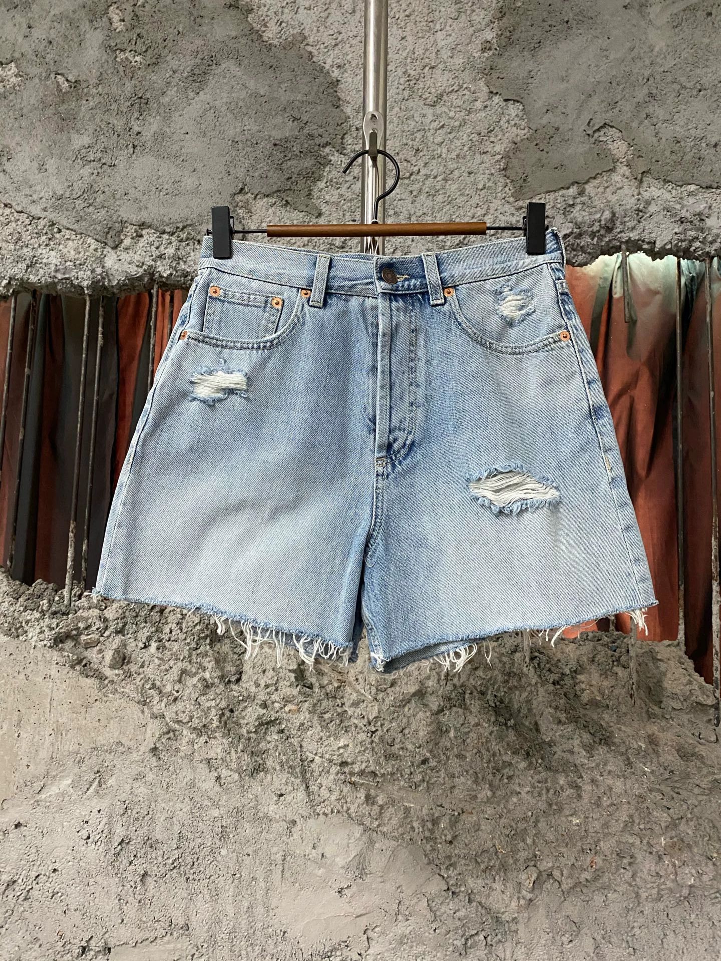 Gucci Gucci Denim Short 25 Size 25" / US 0 / IT 36 - 1 Thumbnail