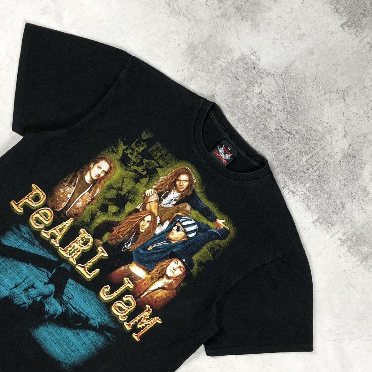 Vintage Vintage Pearl Jam 90s Grunge Band Tee Size US S / EU 44-46 / 1 - 12 Thumbnail