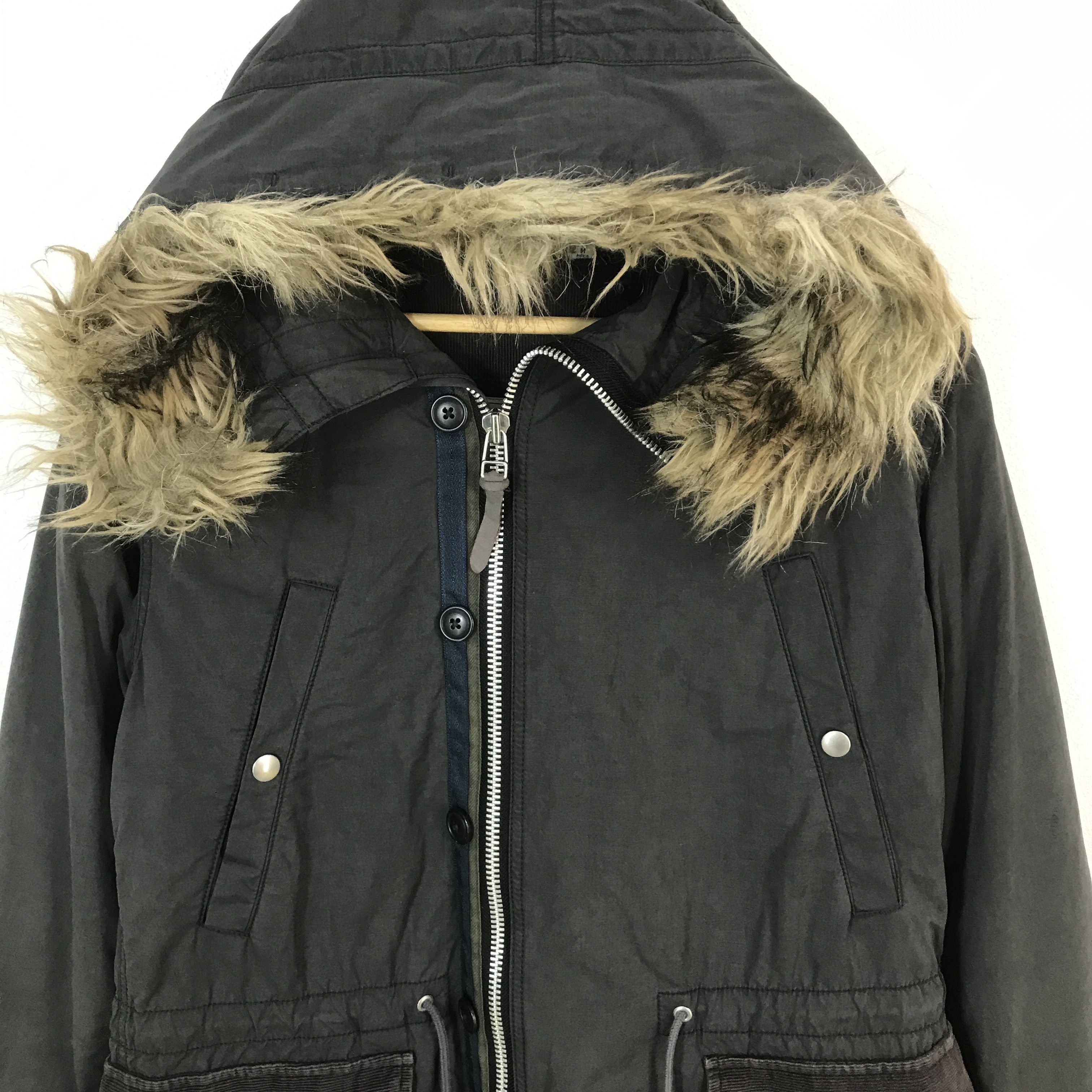 Jun Takahashi undercaver x uniqlo parkas fur hoodie jacket Size US M / EU 48-50 / 2 - 3 Thumbnail