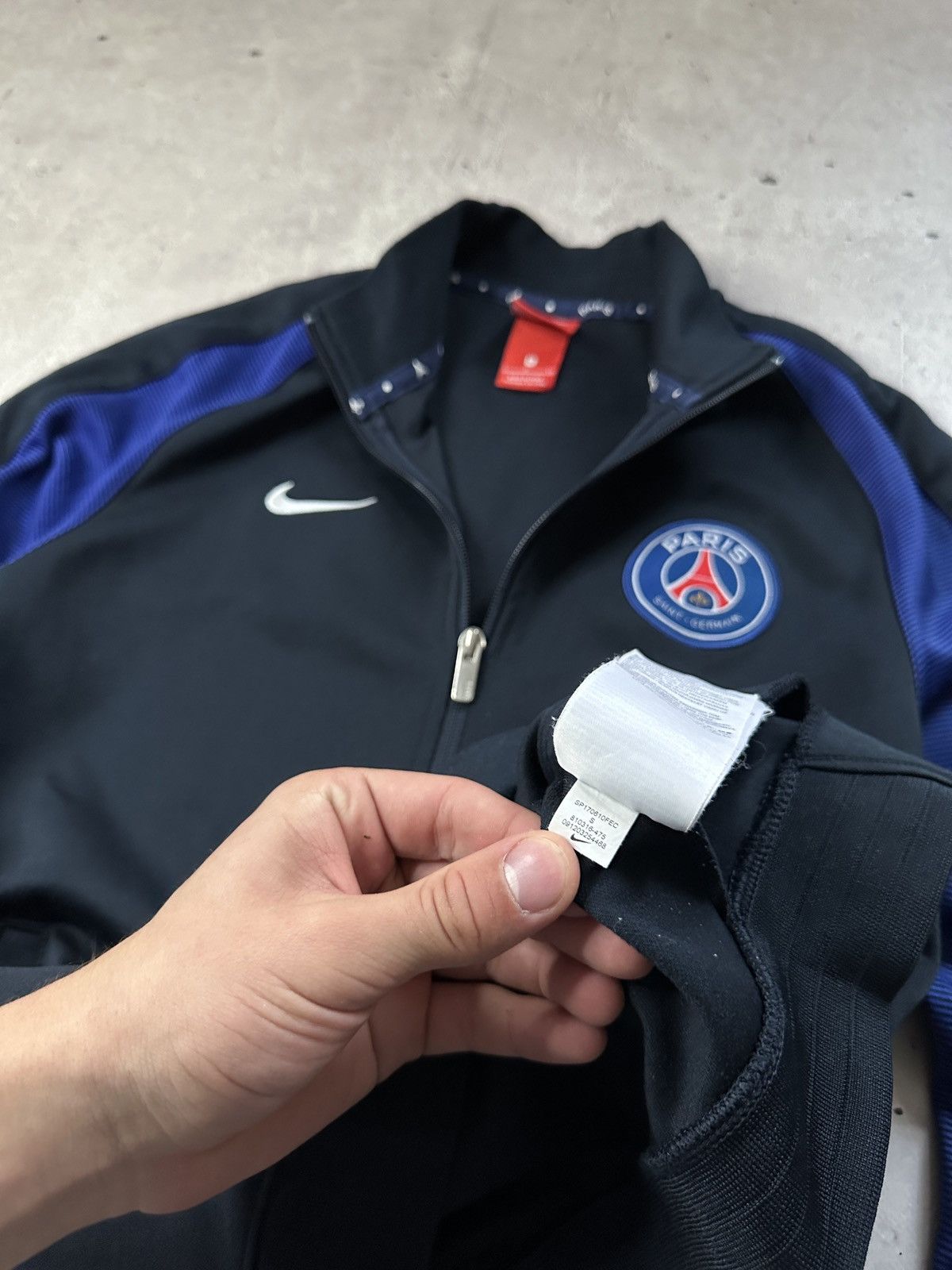 Nike Nike PSG Soccer Jersey Football Olympic SK8 Paris FC Club Size US S / EU 44-46 / 1 - 5 Thumbnail