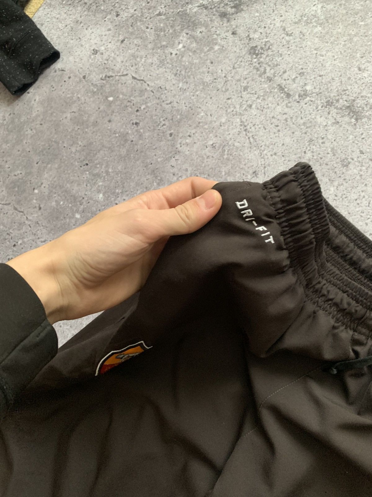 Nike 🔥NIKE ROMA VINTAGE DRILL SOCCER SWEATPANTS Size US 30 / EU 46 - 9 Thumbnail
