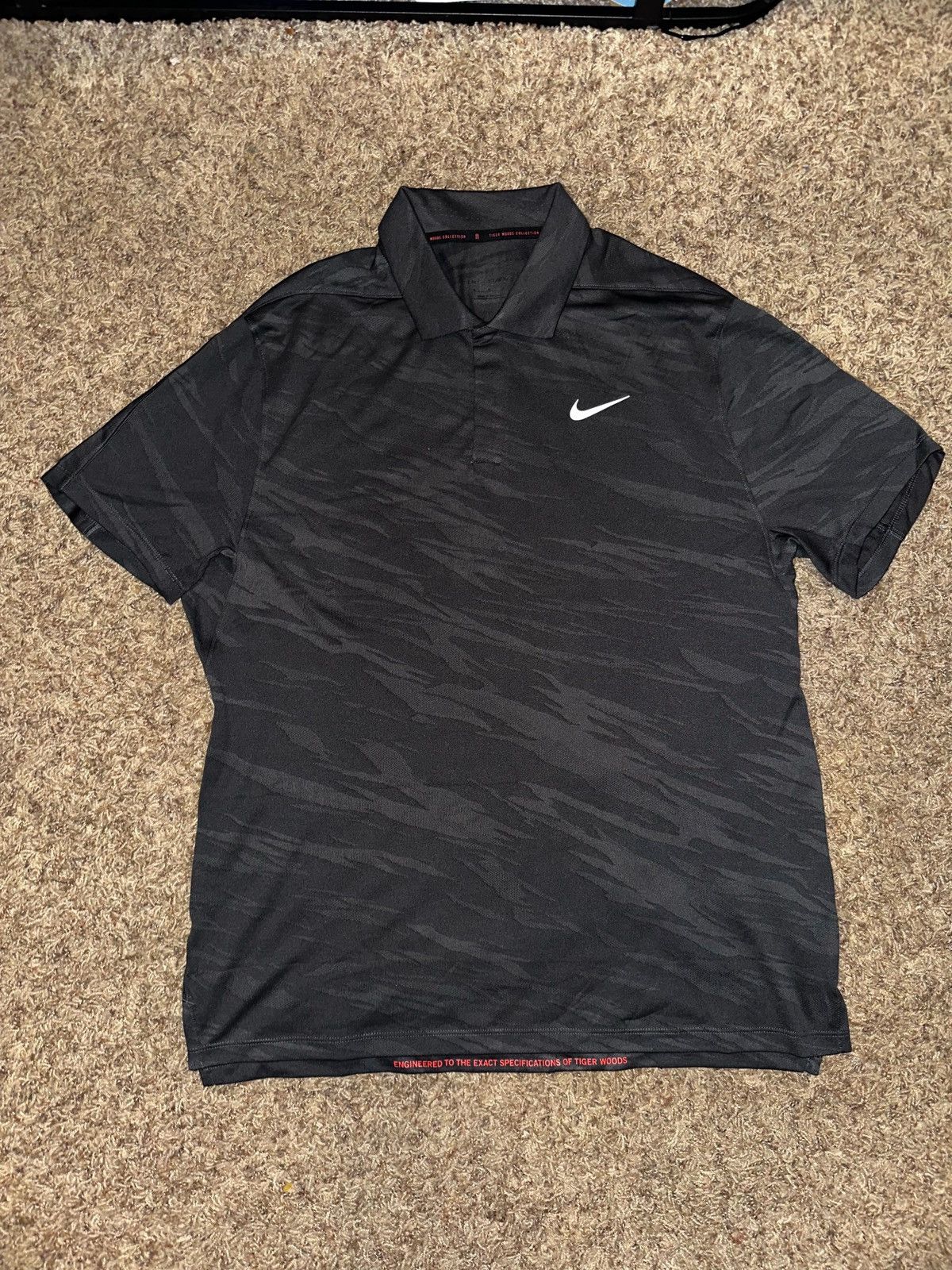 Nike Men's Dri-Fit Advance Tiger Wood Blade Polo Shirt Sample