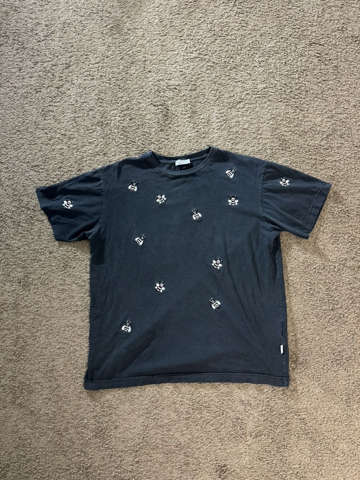 Dior Dior x Kaws Bee Embroidered Black T Shirt Medium | Grailed