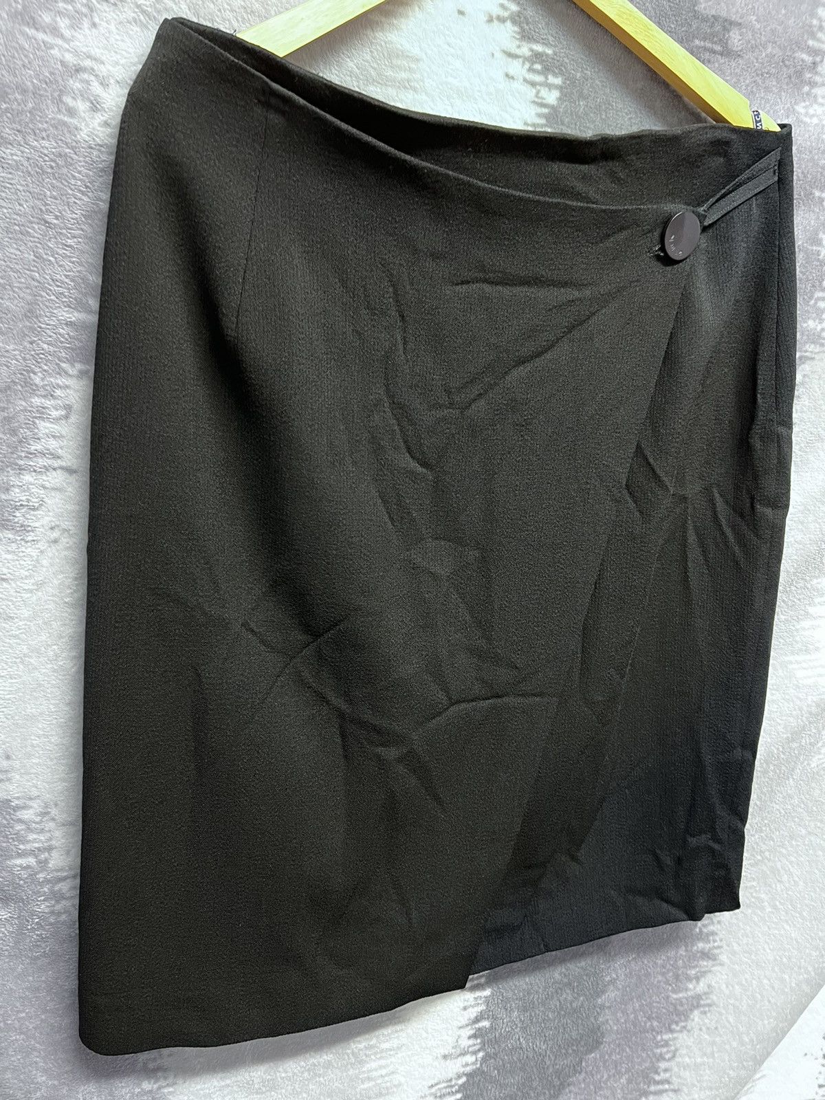 Designer × Givenchy × Vintage Givenchy mid black wool skirt vintage luxury old money Size 32" / US 10 / IT 46 - 4 Thumbnail