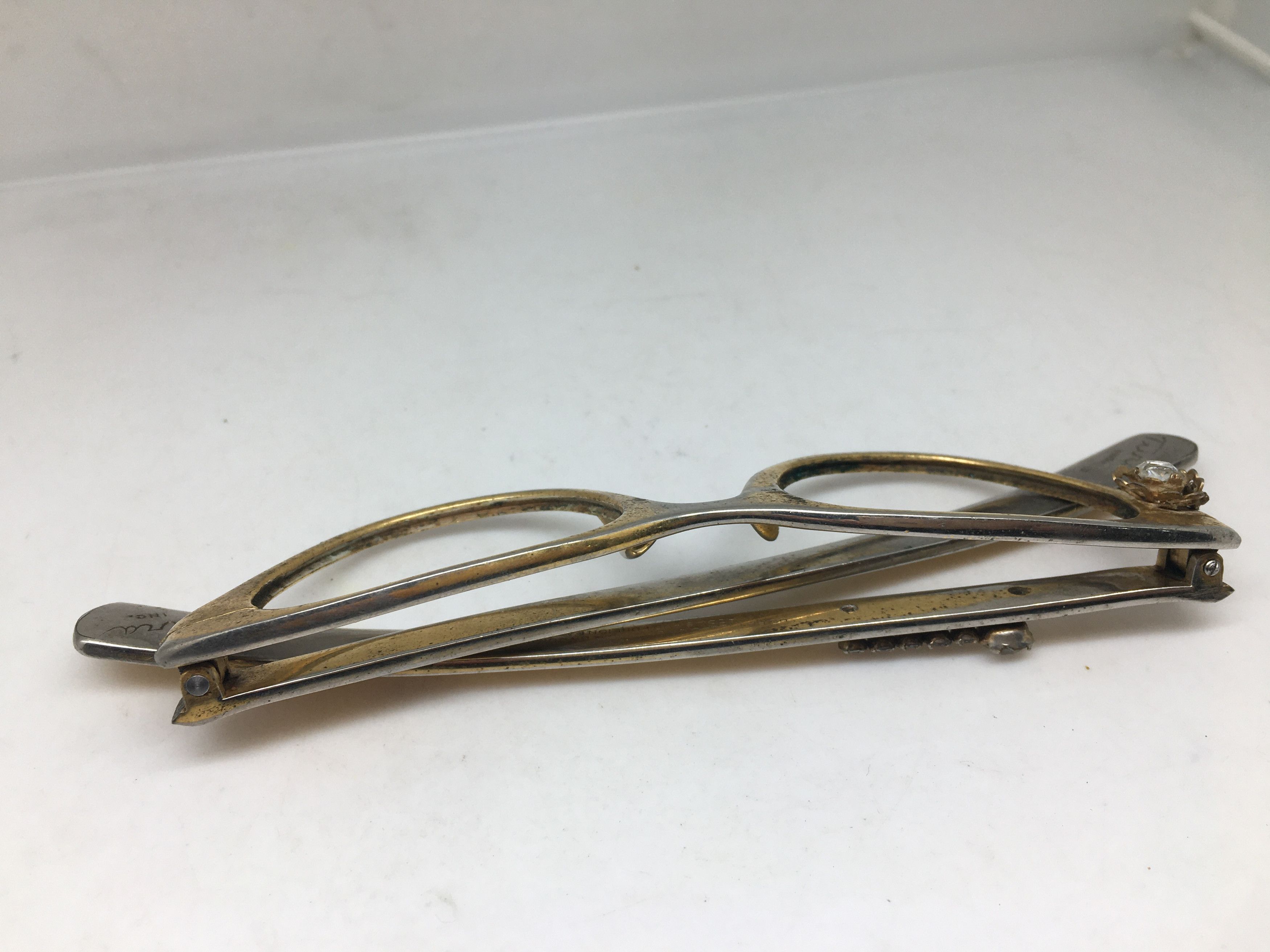 Vintage Vintage 50s TURA Woman Aluminum Gold Cateye Eyeglasses Size ONE SIZE - 11 Thumbnail