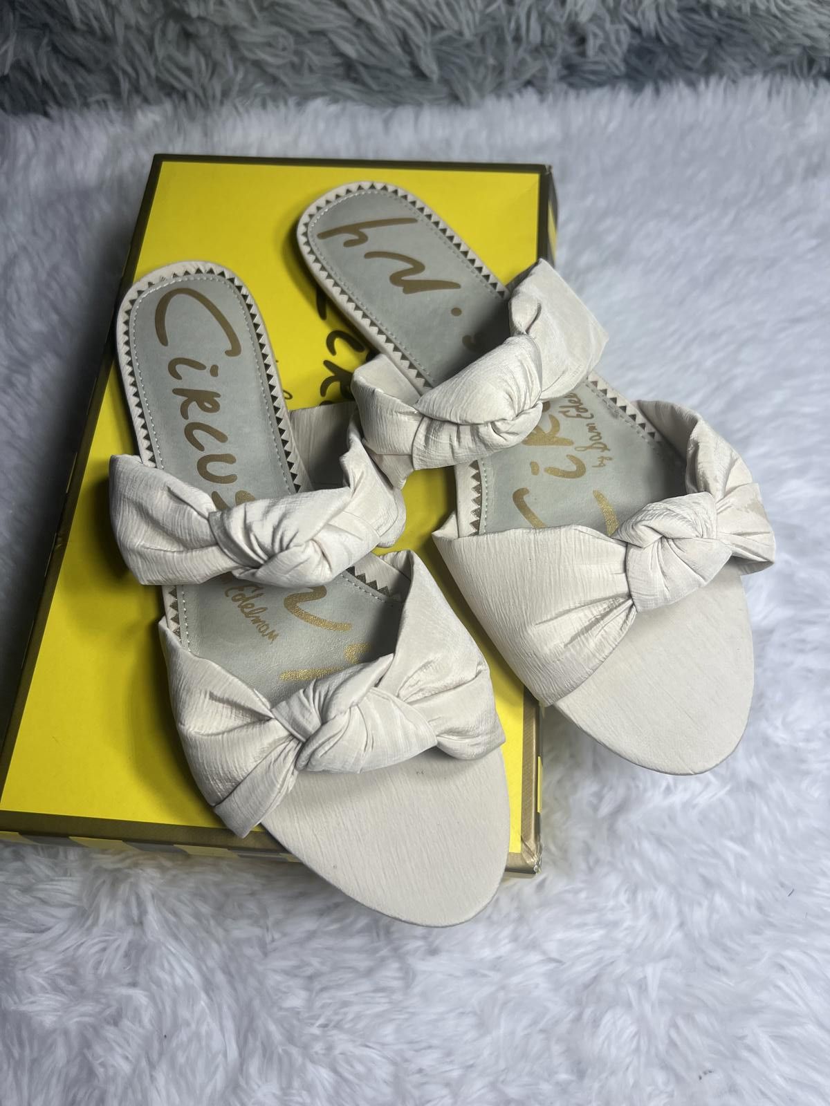 Other Circus by Sam Edelman Marissa Vanilla Bean Knotted Slide M Size US 10 / IT 40 - 1 Thumbnail
