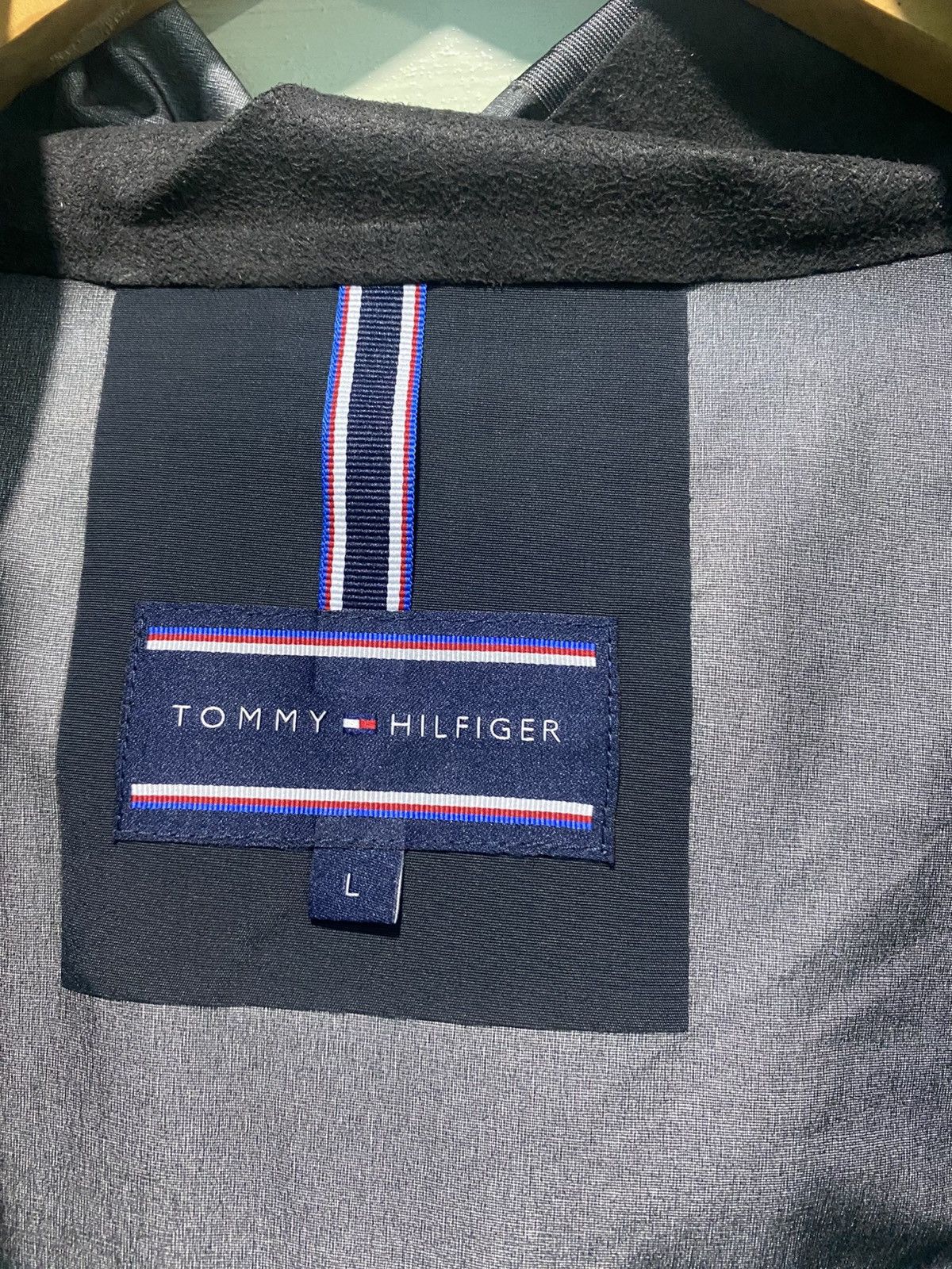 Tommy Hilfiger Tommy Hilfiger Black Logo Fishtail Waterproof Jacket Size US L / EU 52-54 / 3 - 9 Thumbnail