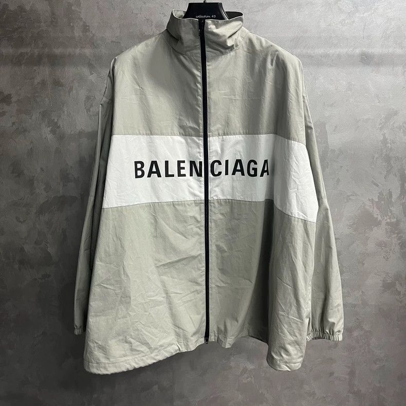 Balenciaga Balenciaga latest letter printed zipper long protective jac Size US XXS / EU 40 - 1 Thumbnail