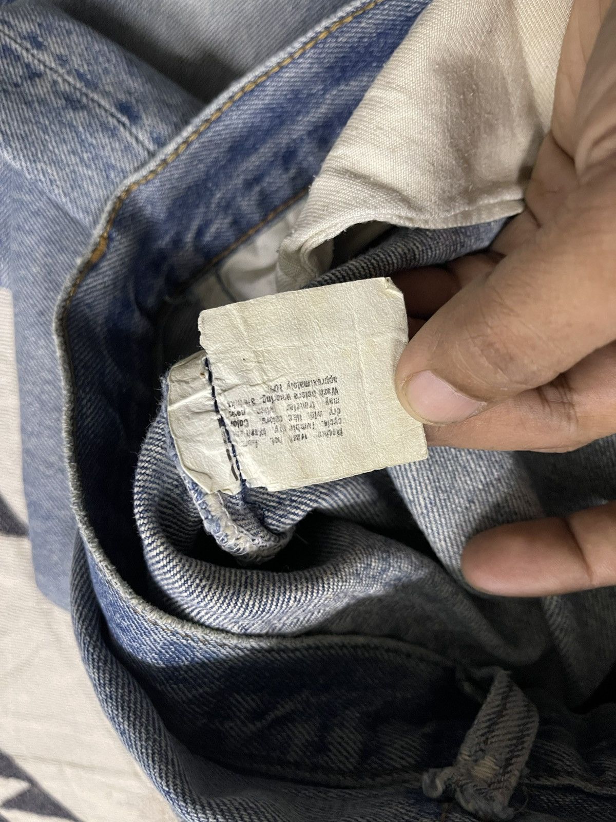 Levi's VINTAGE LEVIS 524 DISTRESSED DENIM JEANS STRAIGHT CUT Size US 30 / EU 46 - 11 Thumbnail