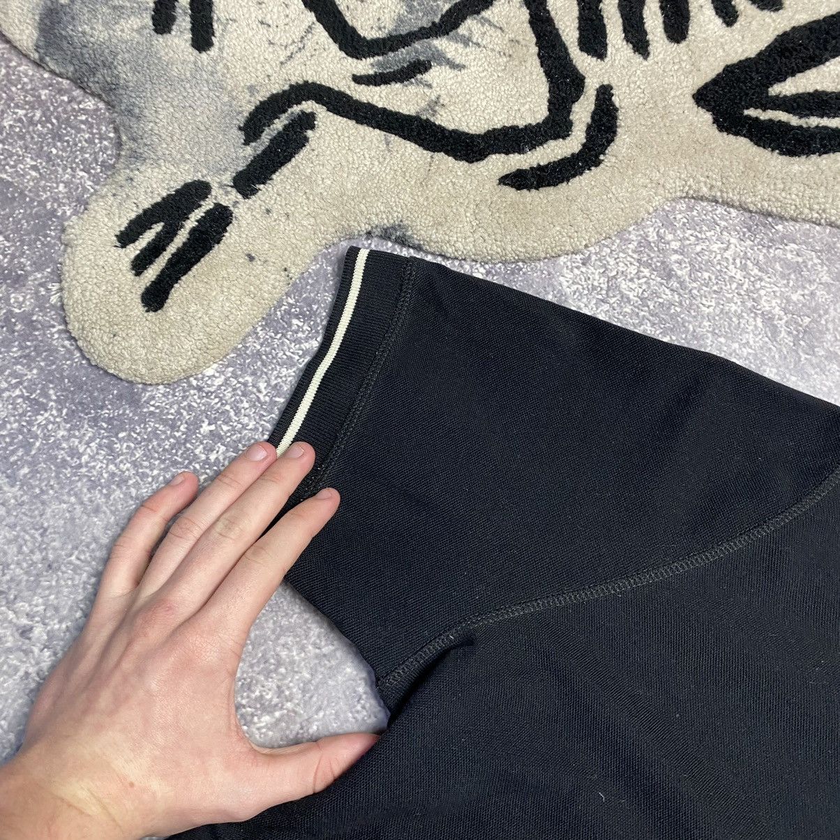 Vivienne Westwood Luxury Vivienne Westwood Small Logo Basic black tee Size US XL / EU 56 / 4 - 6 Thumbnail