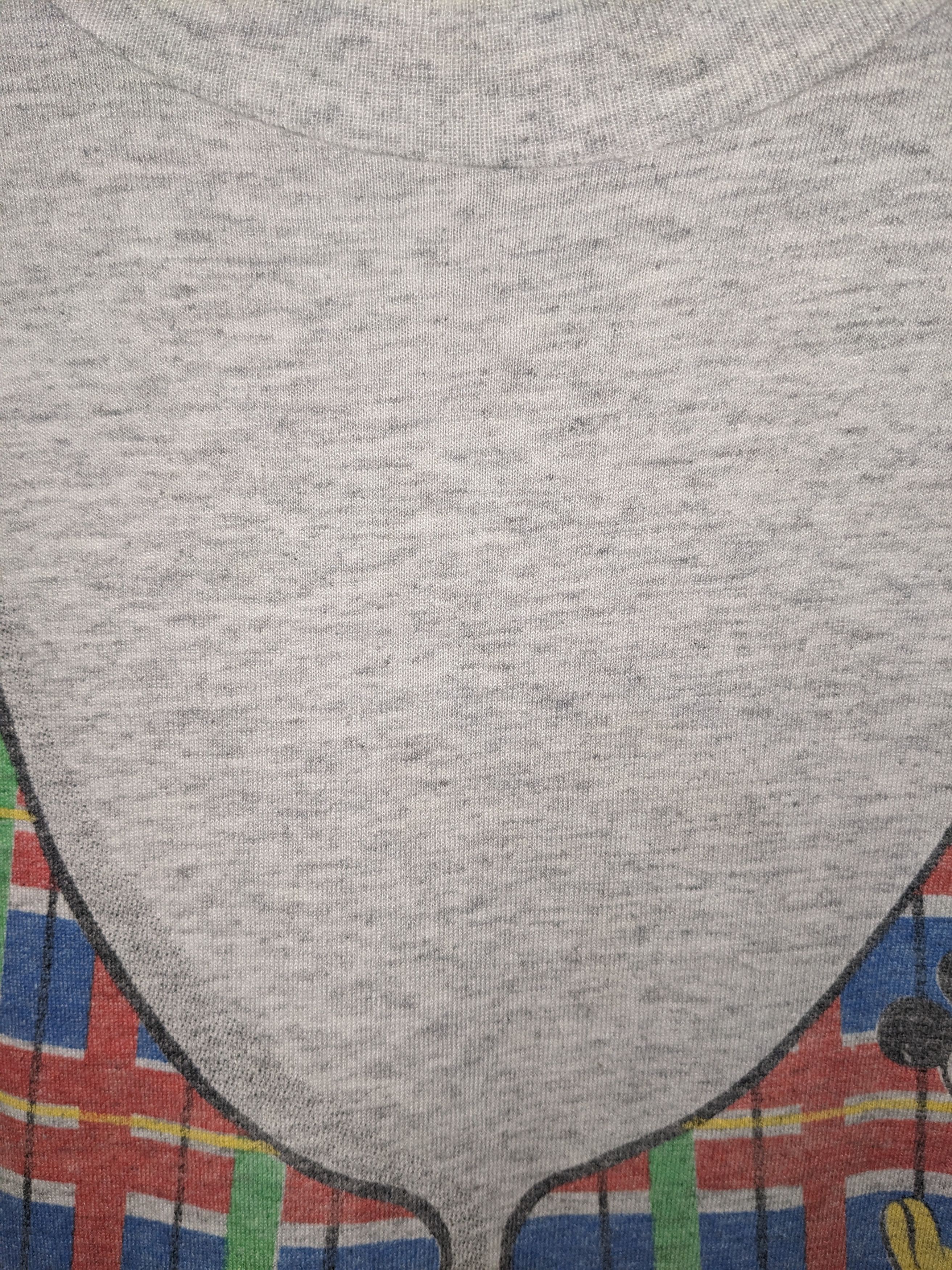 Disney × Vintage Vintage 90s Mickey Mouse Vest Disney Gray Large T-Shirt Size US L / EU 52-54 / 3 - 8 Thumbnail
