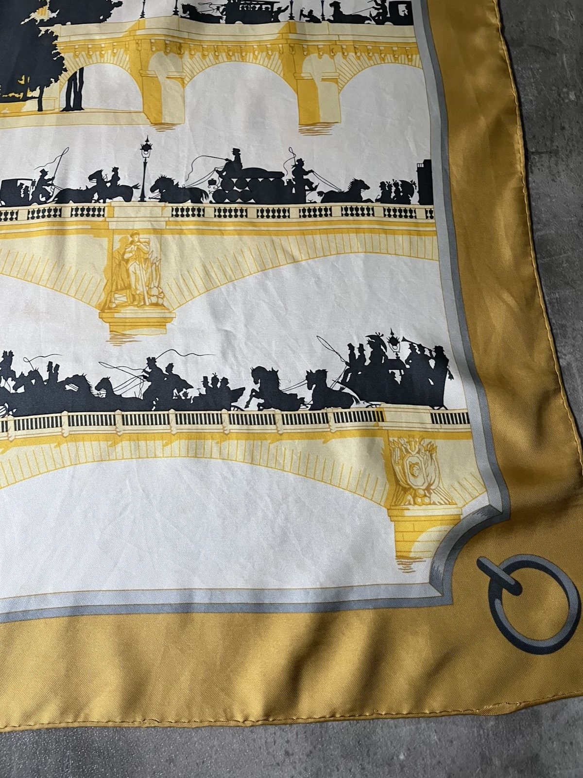 Hermes Hermes ''Le Ponts de Paris'' silk scarf yellow rare Size ONE SIZE - 5 Thumbnail