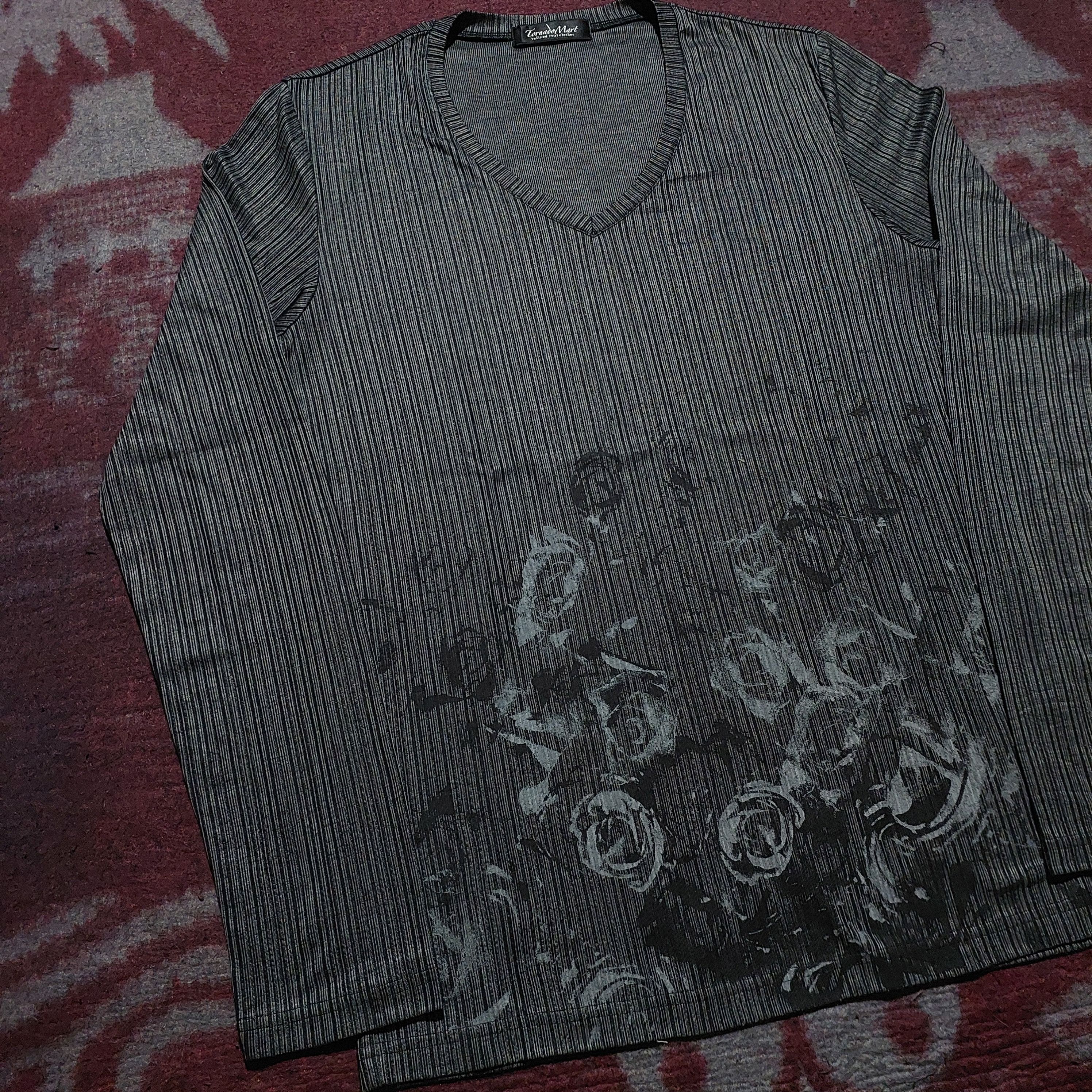Tornado Mart Tornado mart japan v-neck flower long sleeve Size US M / EU 48-50 / 2 - 5 Thumbnail