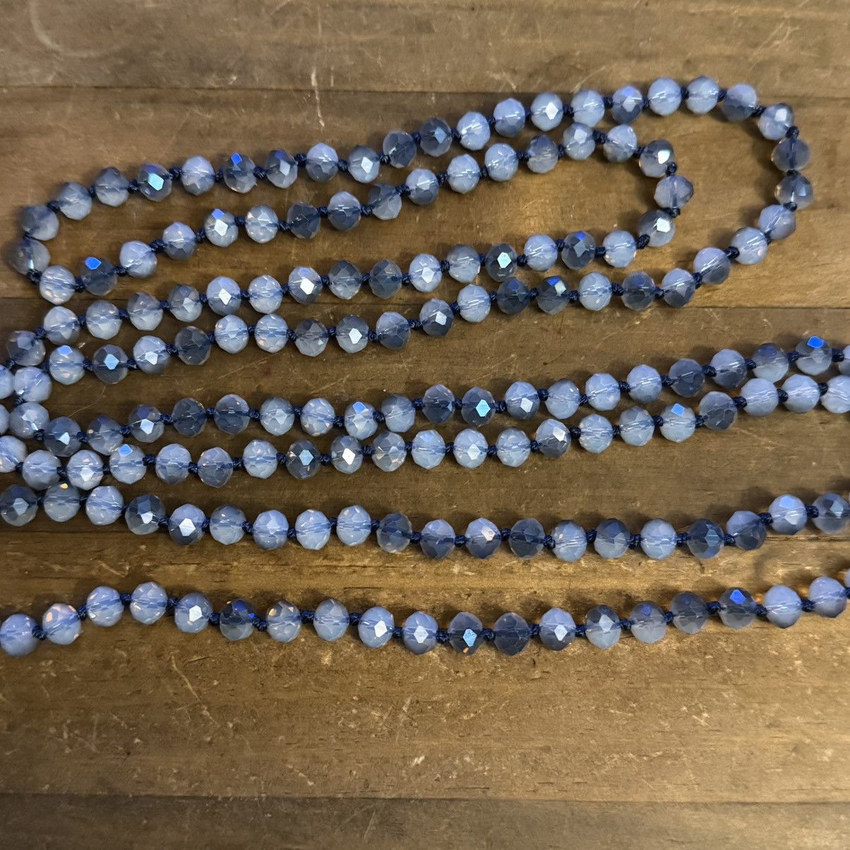Vintage Vintage long ombré blue glass bead necklace Size ONE SIZE - 4 Thumbnail