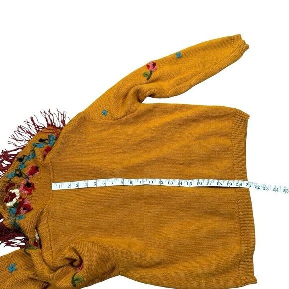 Vintage VINTAGE Carole Little 80% Wool M Cardigan Fringe Embroidered Size M / US 6-8 / IT 42-44 - 7 Thumbnail
