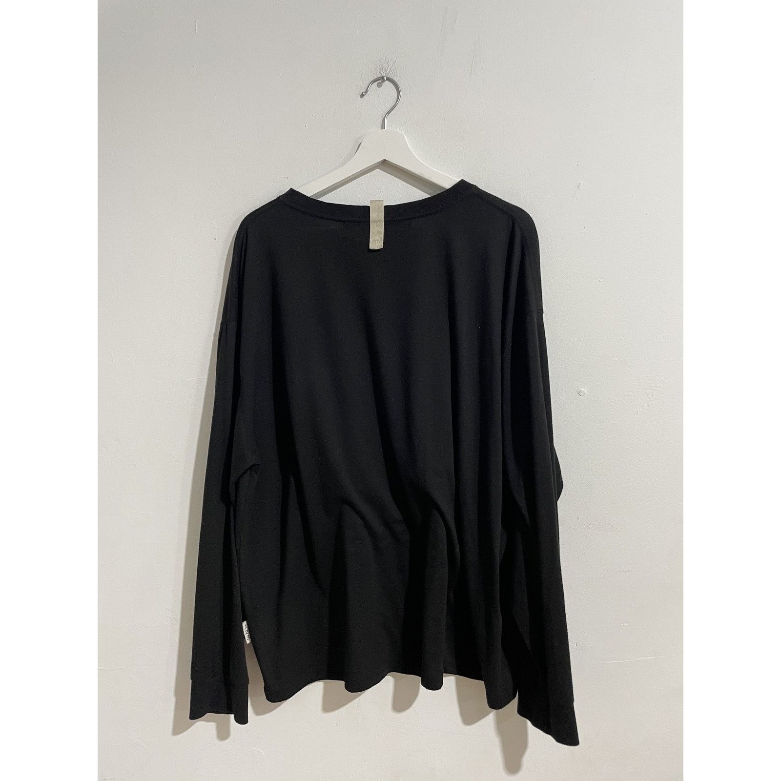Designer ABC Pocket Logo Black L/S Tee Size XL Preowned Size US XL / EU 56 / 4 - 3 Thumbnail