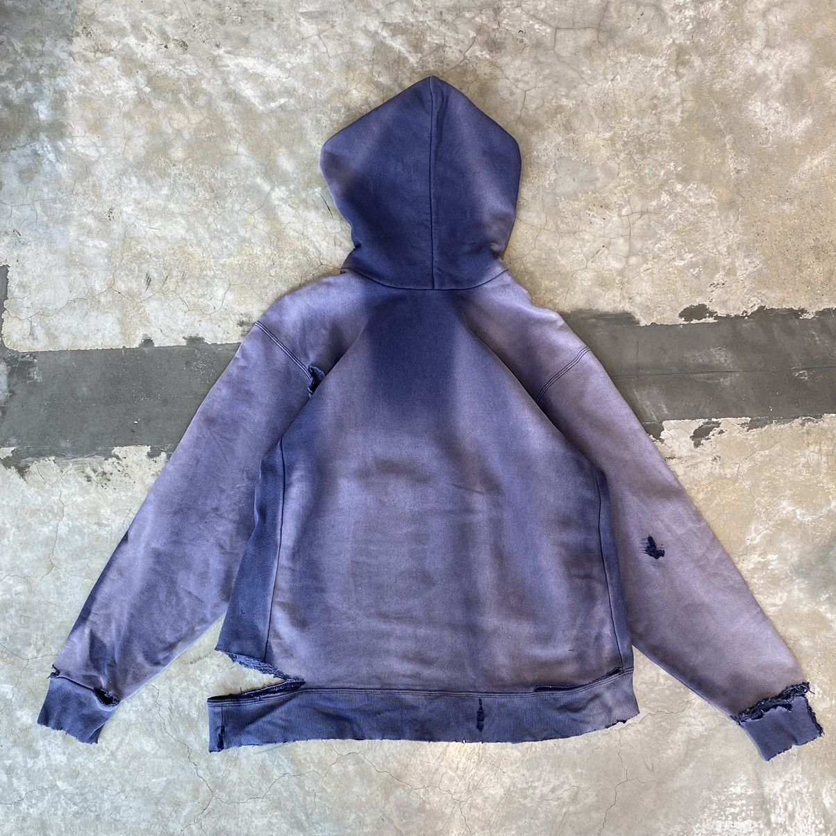Carhartt × Vintage Vintage 80s Carhartt Thrashed Faded Hoodie Size US L / EU 52-54 / 3 - 2 Thumbnail