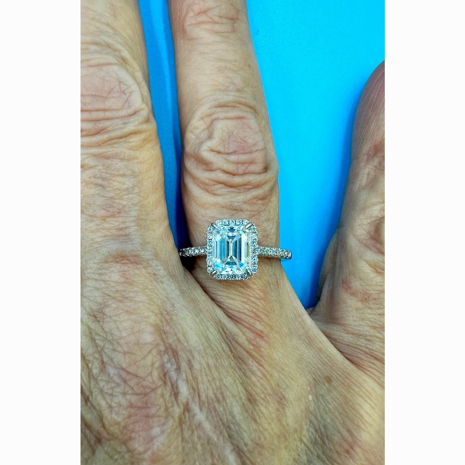 Other 2 carat Moissanite Triangular Cut Ring Moissanite Accent 7 Size ONE SIZE - 14 Thumbnail