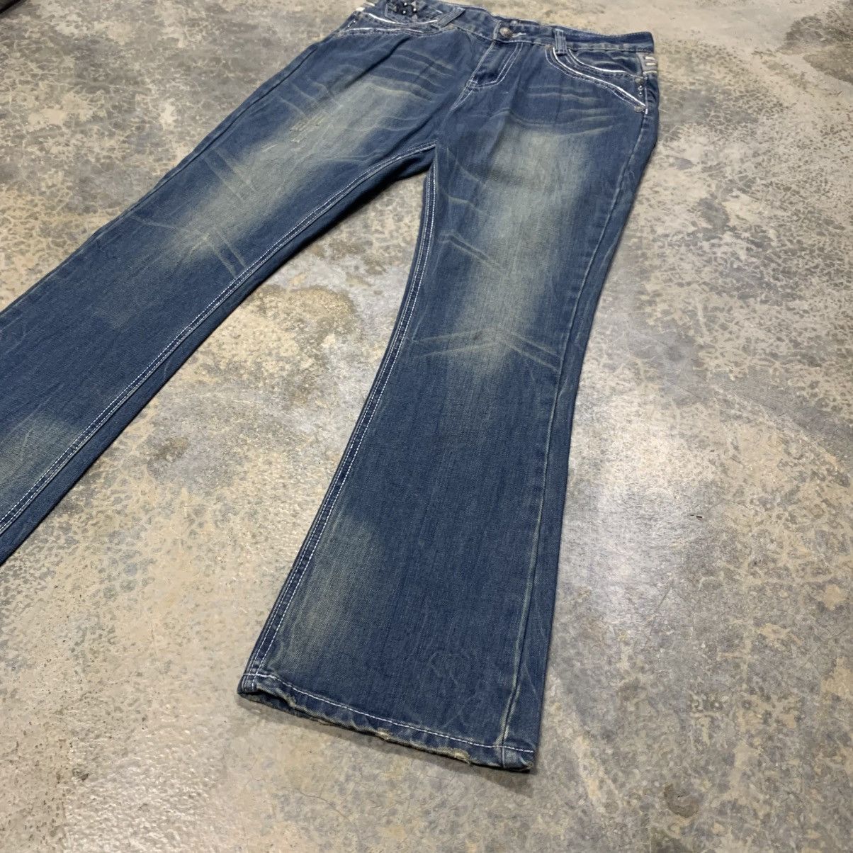 Japanese Brand × Vintage Flare KARI JYUA JEAN Clawmark Distressed Fade Jean Size US 31 - 3 Thumbnail
