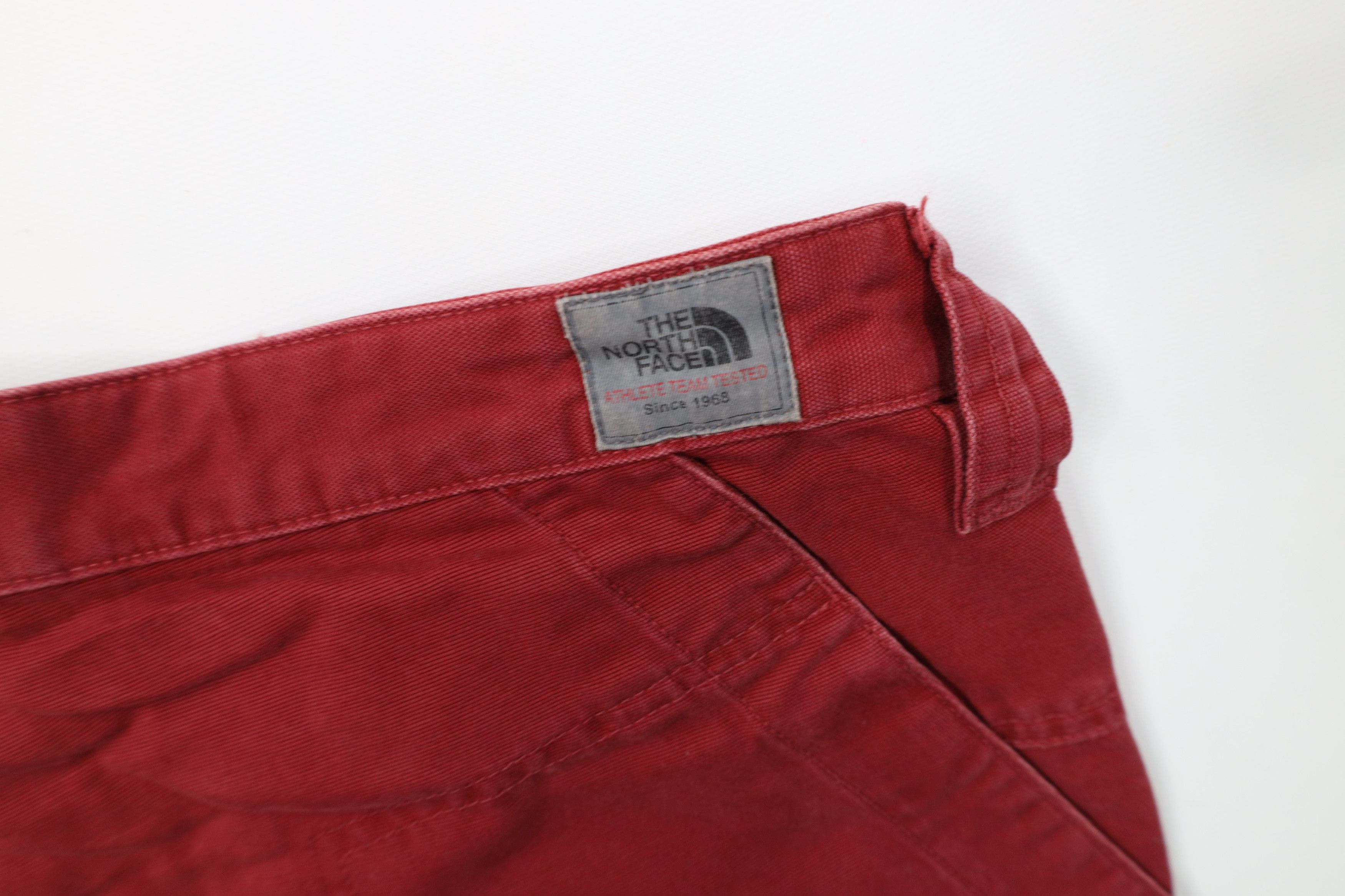 The North Face Vintage Y2K 2001 The North Face Dungaree Shorts Red Cotton Size US 34 / EU 50 - 12 Thumbnail