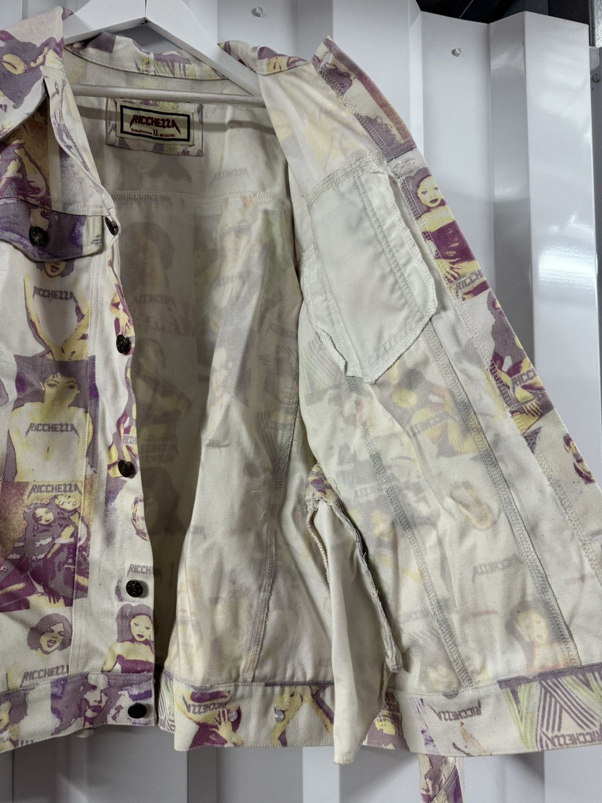 Other Ricchezza Forever Bomber Jacket Women Aop Size XL Cream RARE Size US XL / EU 56 / 4 - 7 Thumbnail