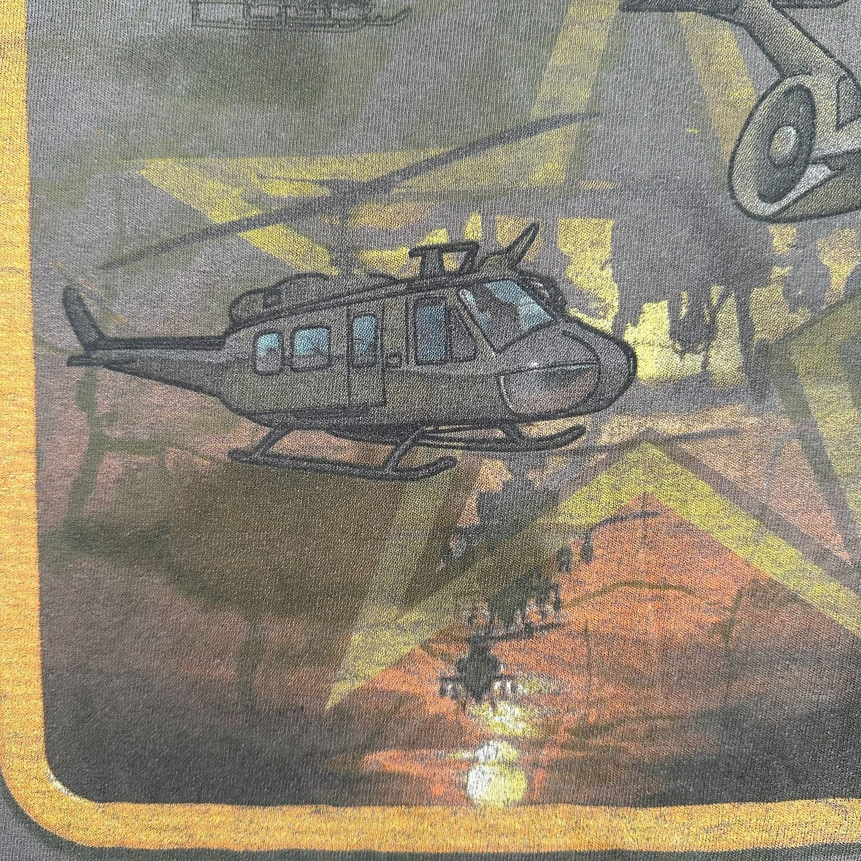 Vintage Vintage Y2K US Army Helicopters T-Shirt Huey Gray L Military Size US L / EU 52-54 / 3 - 4 Thumbnail