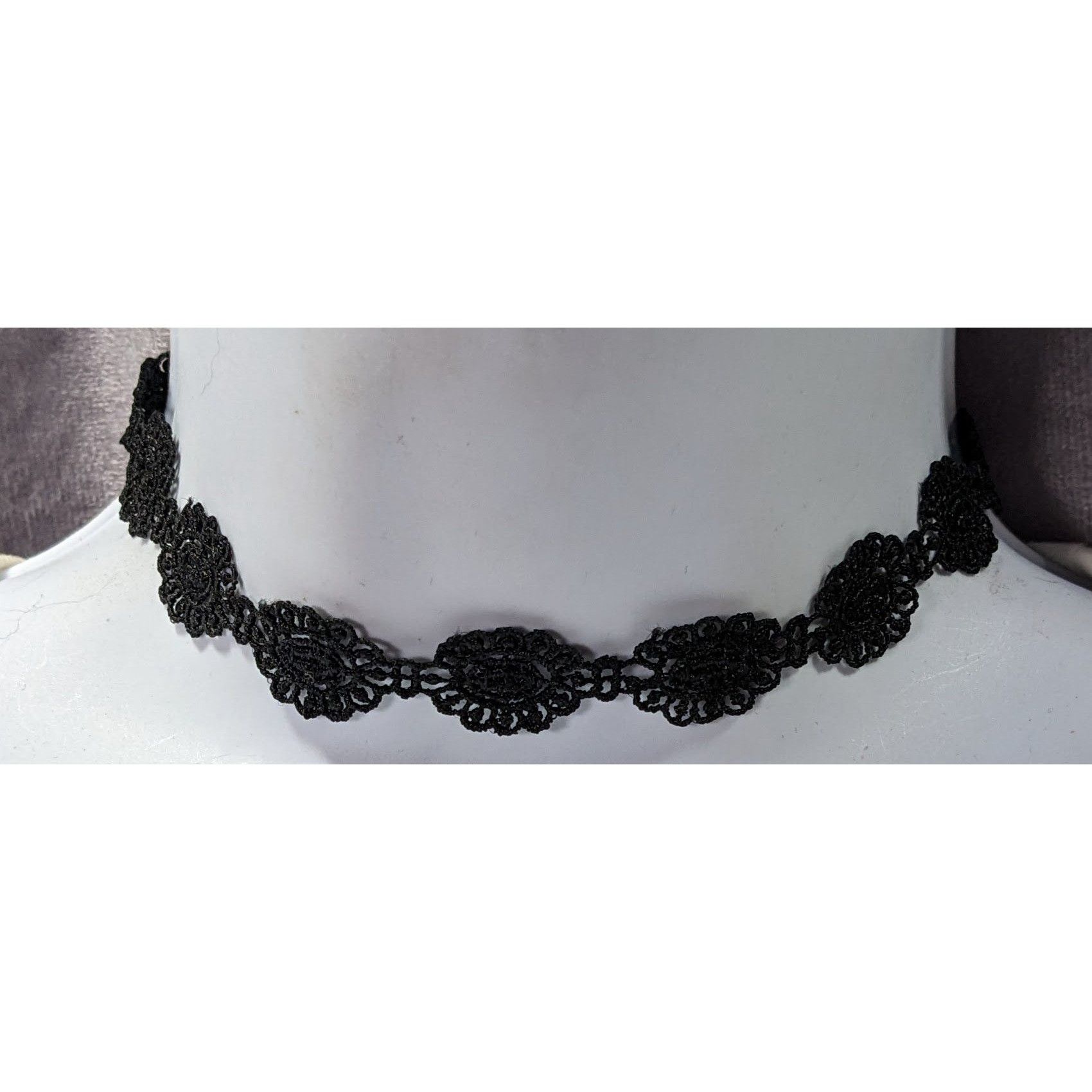 Other Gothic Victorian Style Floral Lace Choker Size ONE SIZE - 1 Thumbnail