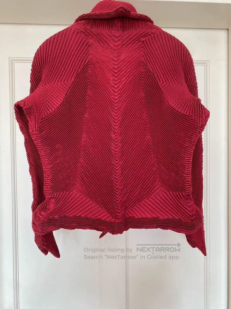 Issey Miyake Issey Miyake Budding Coat Bright Red Size M / US 6-8 / IT 42-44 - 3 Thumbnail