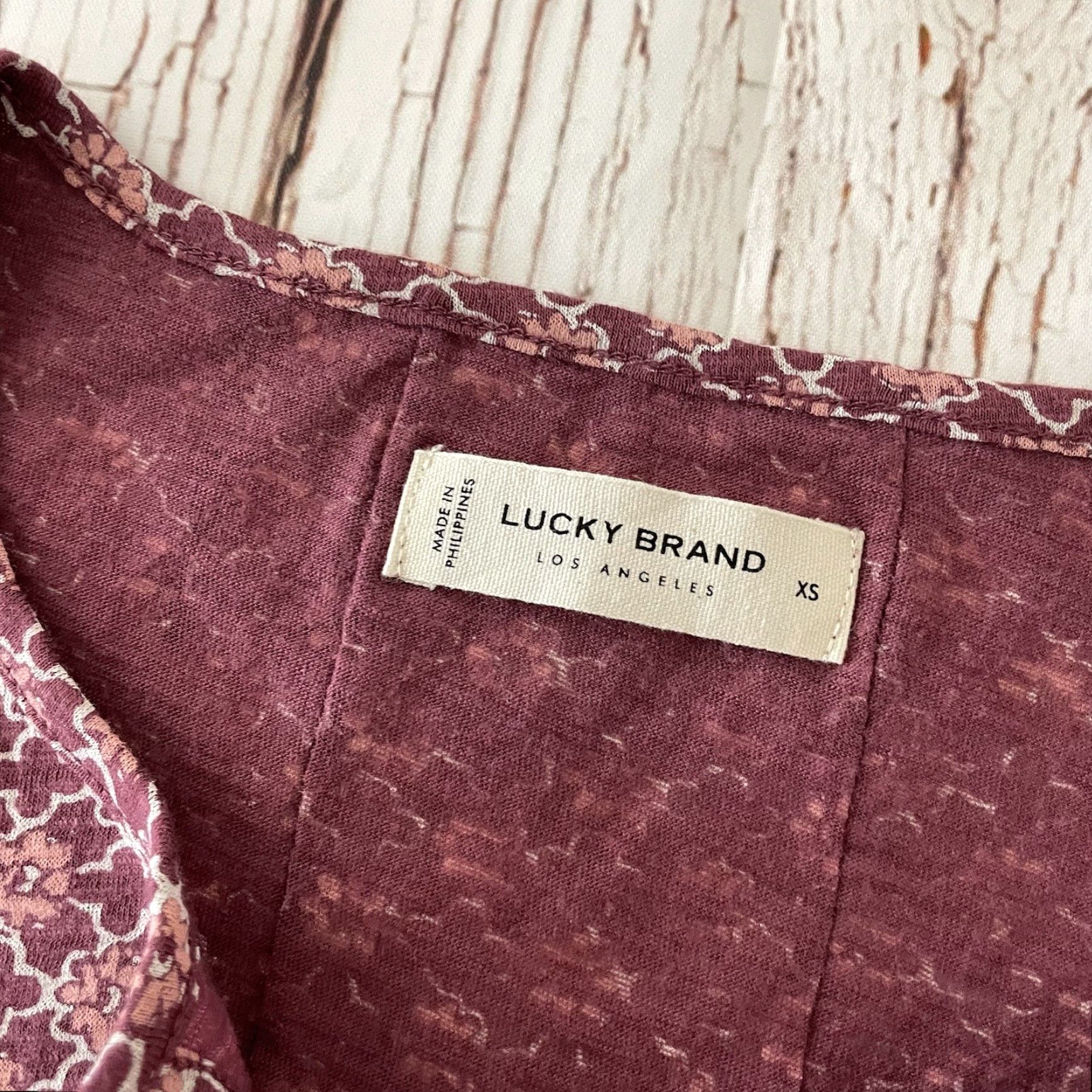 Lucky Brand Lucky Brand Boho Floral Short Sleeve Top Women's XS Red Blouse Floral Womens XS 2000s? Size XS / US 0-2 / IT 36-38 - 4 Thumbnail