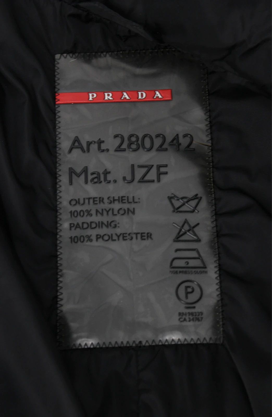 Prada Prada Sport Ski Jacket with Padlock Size L / US 10 / IT 46 - 7 Thumbnail