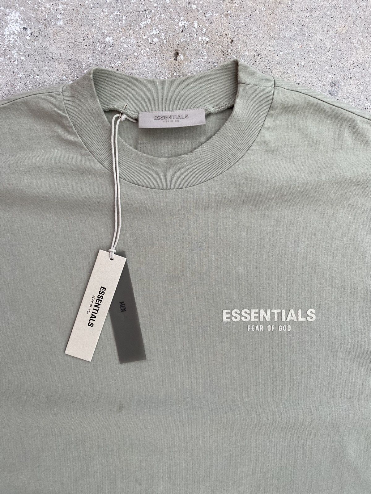 Essentials × Fear of God Fear Of God Essentials T-Shirt Egg Shell (FW22) Size US M / EU 48-50 / 2 - 5 Thumbnail
