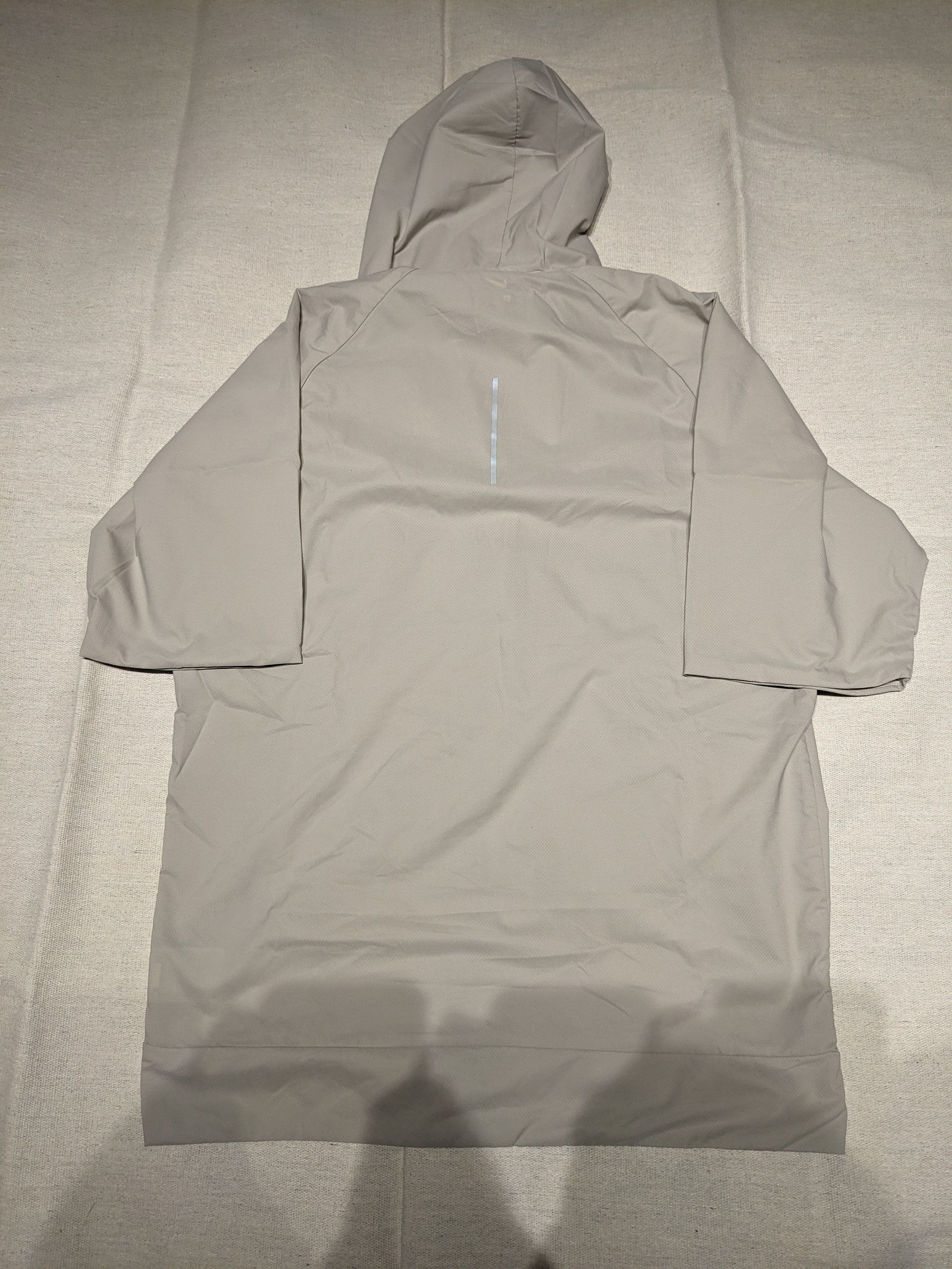 Nike Nike running short sleeve hoodie mens M Size US M / EU 48-50 / 2 - 6 Thumbnail