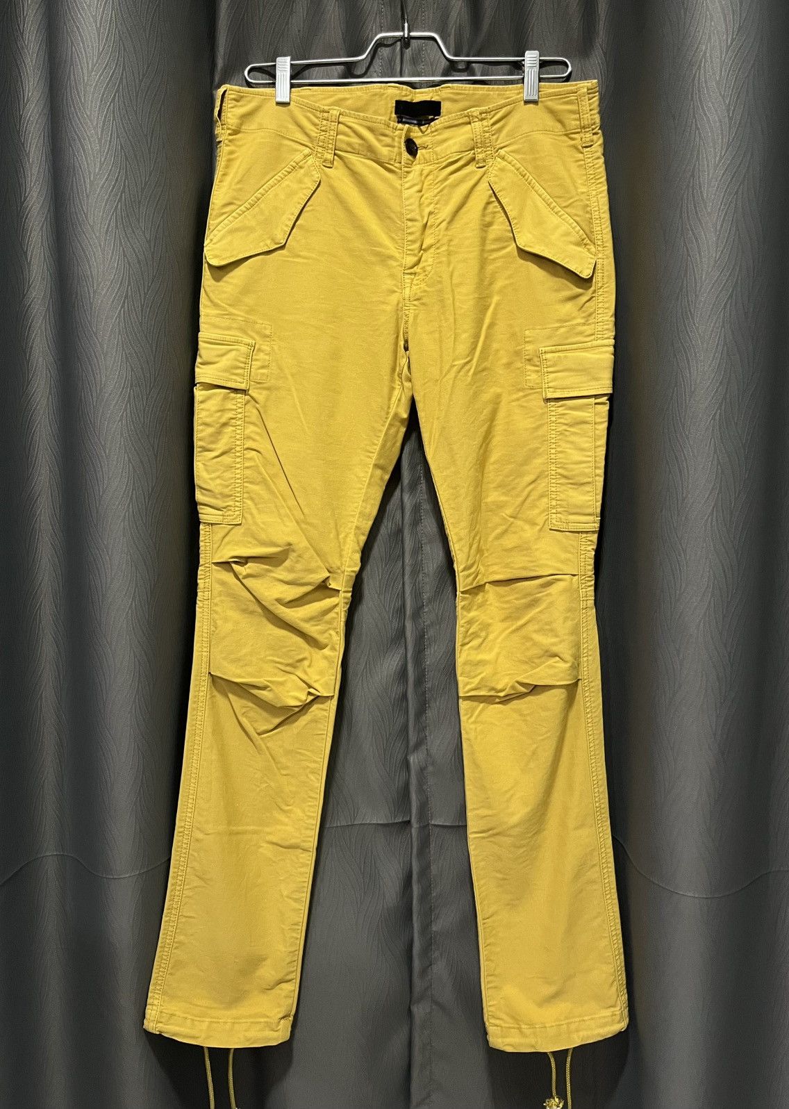 junhashimoto Light Tan Slim Fit Six Pockets Cargo Pants Size US 33 - 1 Thumbnail