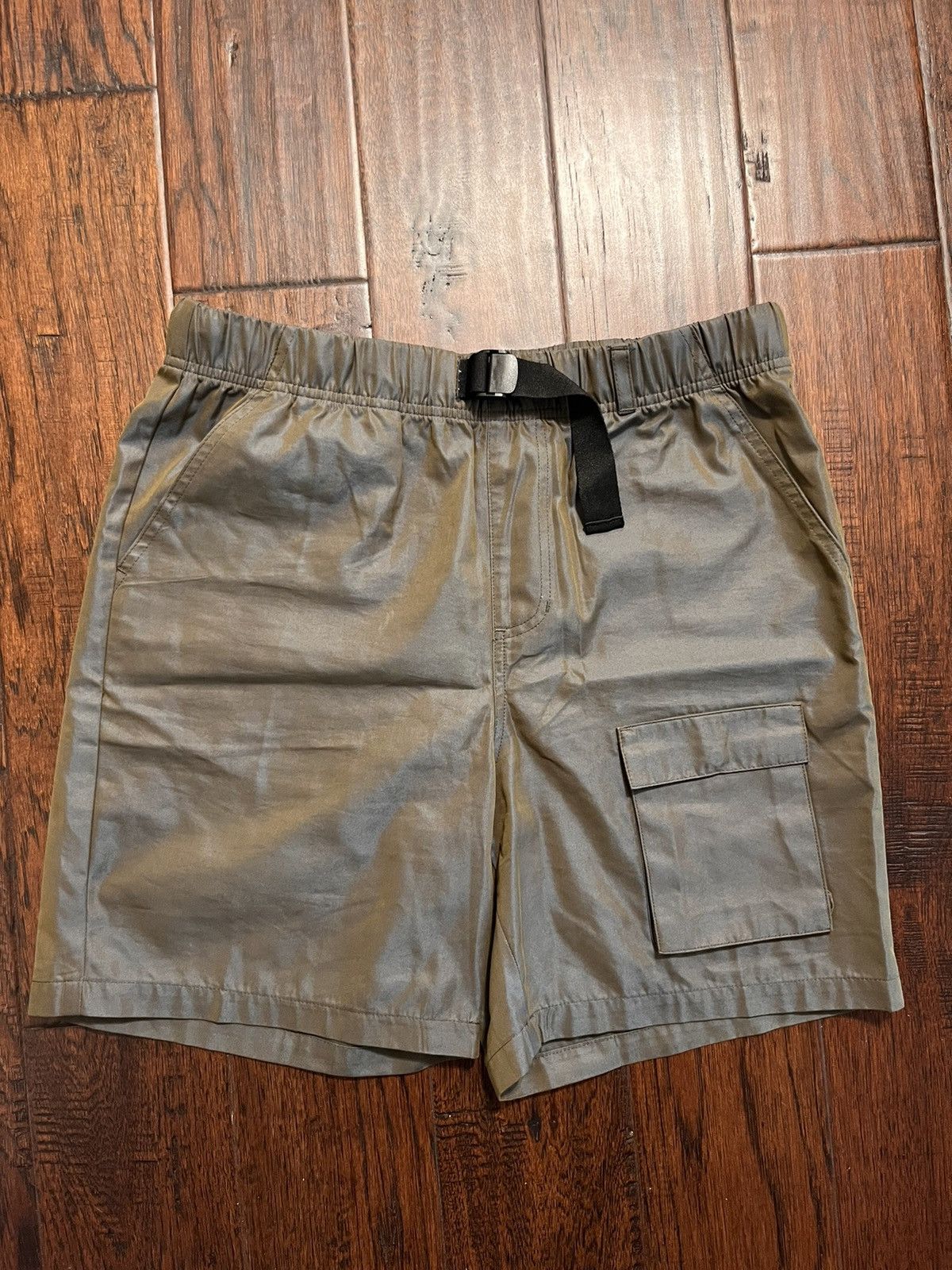 Stussy Stussy Iridescent Short “Grey” Size US 30 / EU 46 - 1 Thumbnail