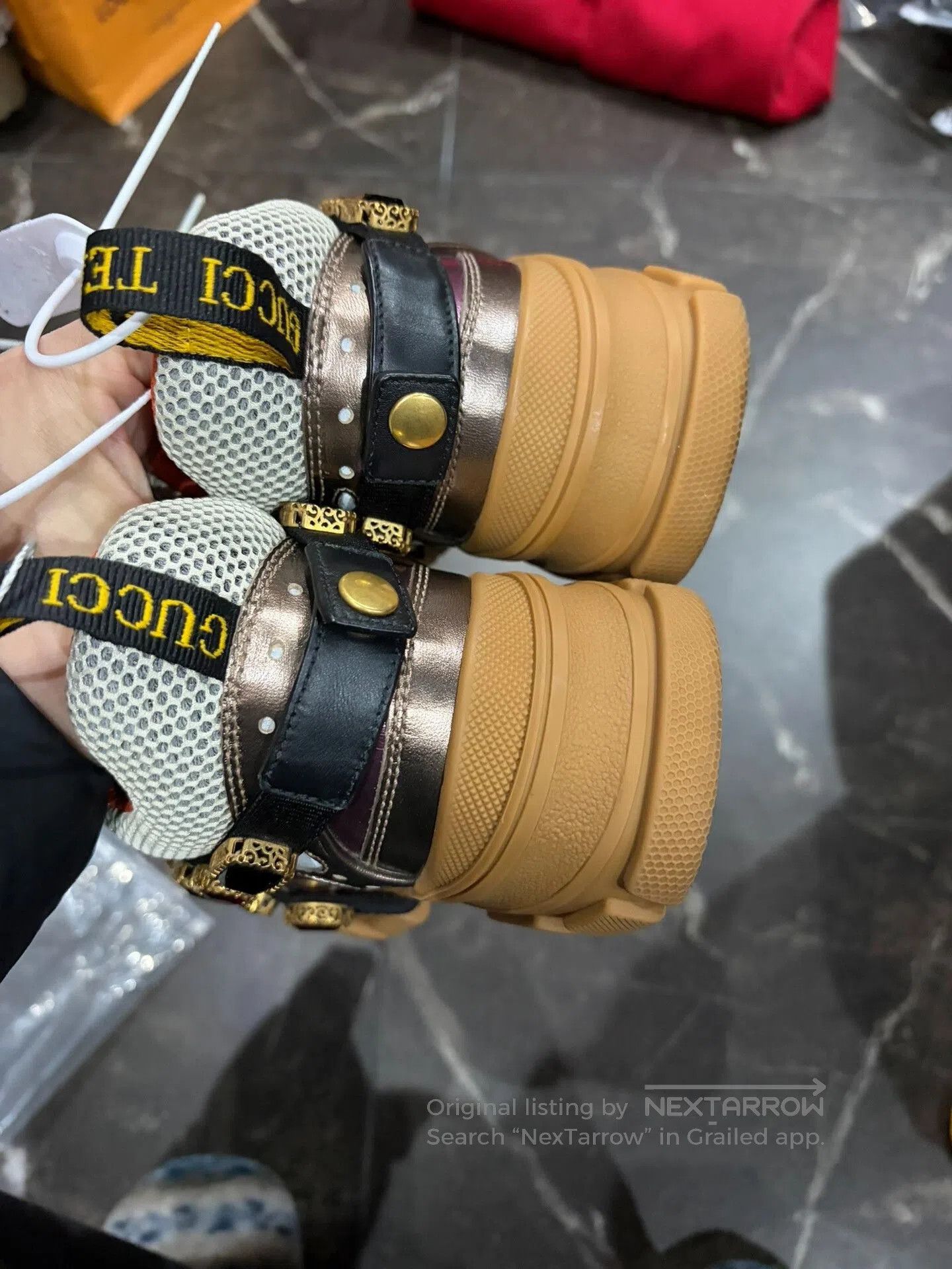 Gucci Gucci Flashtrek Low. Size US 5 / IT 35 - 4 Thumbnail