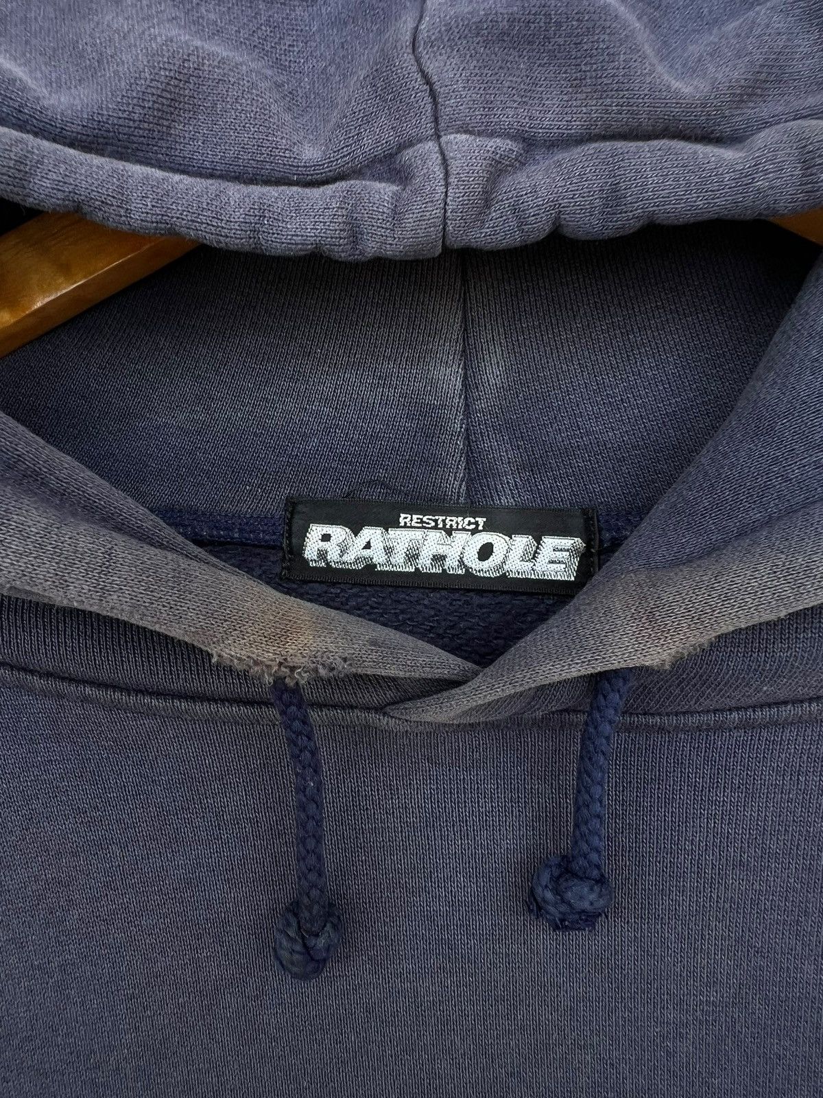 Vintage Vintage Rathole Distressed Sunfaded Baggy Boxy Hoodie Size US L / EU 52-54 / 3 - 10 Thumbnail