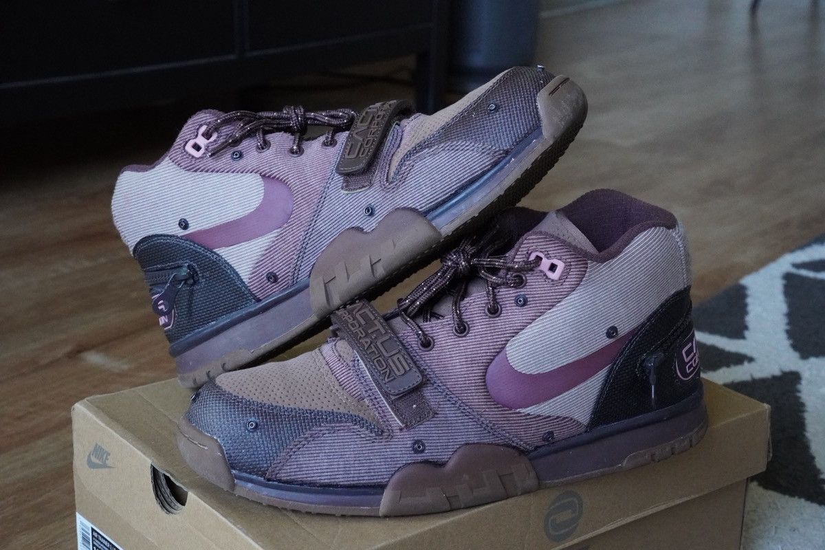 Nike × Travis Scott Nike Air Trainer Travis Scott Size US 10 / EU 43 - 2 Thumbnail
