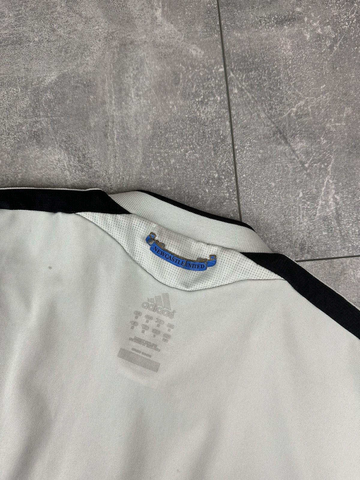 Adidas Adidas New Castle United 2009/10 Home Soccer Football Jersey Size US M / EU 48-50 / 2 - 15 Thumbnail