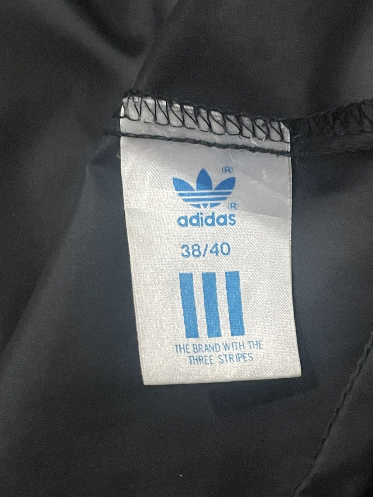 Adidas Liverpool FC Training Jacket 1993/94. Size US L / EU 52-54 / 3 - 9 Thumbnail
