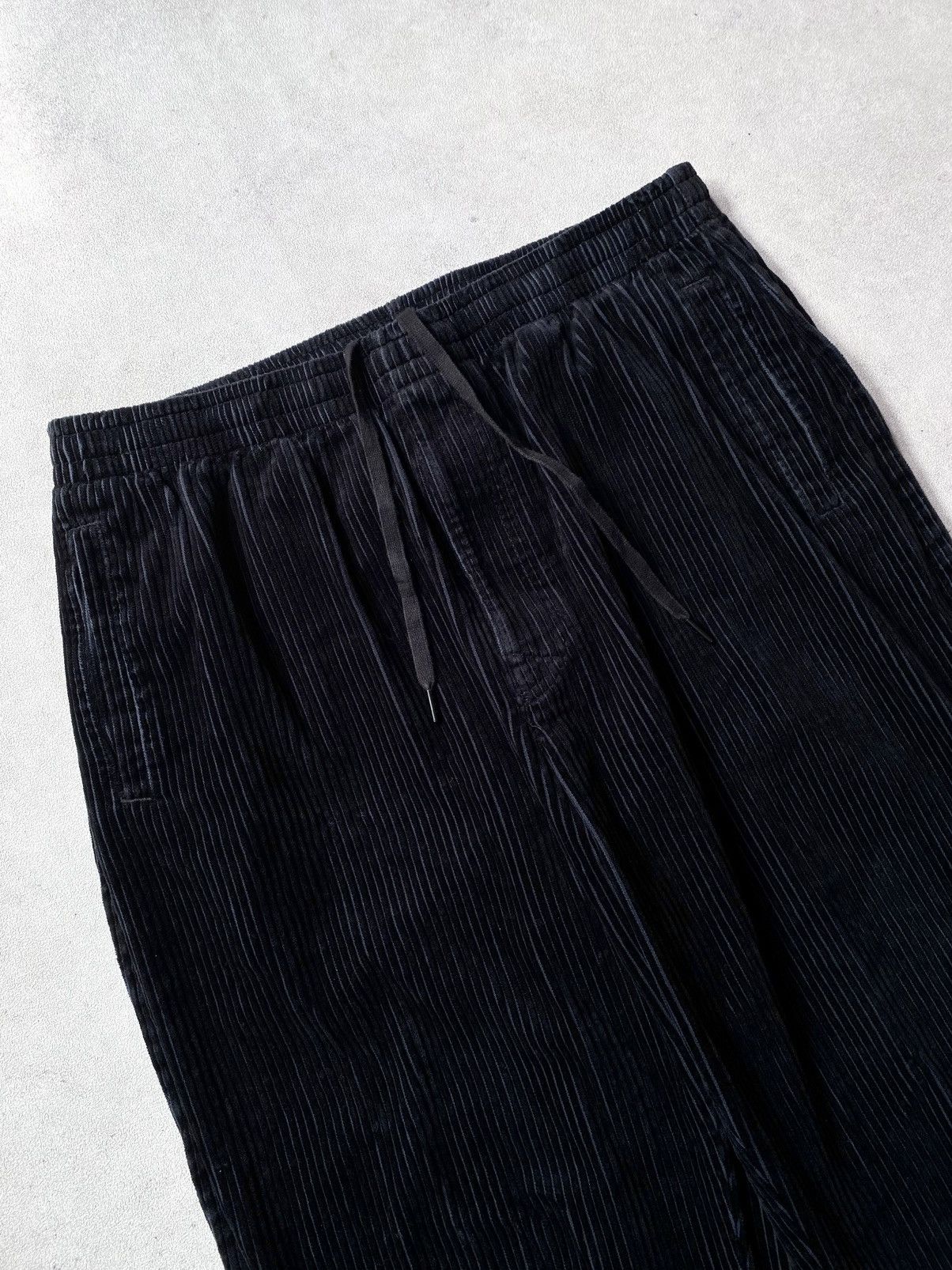 GU × Undercover GU x UNDERCOVER CORDUROY PANT BLACK Size US 34 / EU 50 - 11 Thumbnail