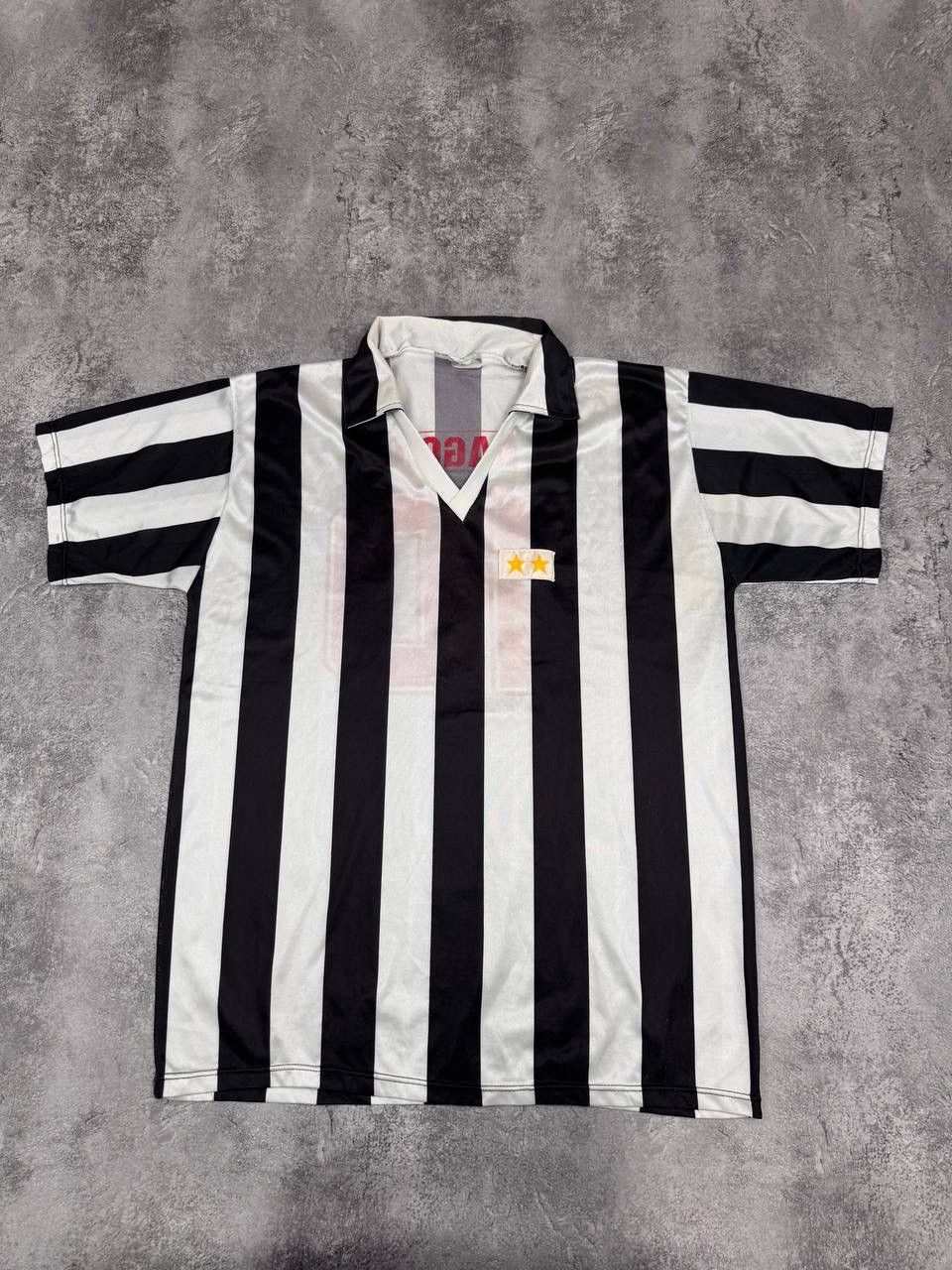 Other Juventus Vintage Home Jersey 1982-1983 Striped Men's Black Size US M / EU 48-50 / 2 - 1 Thumbnail
