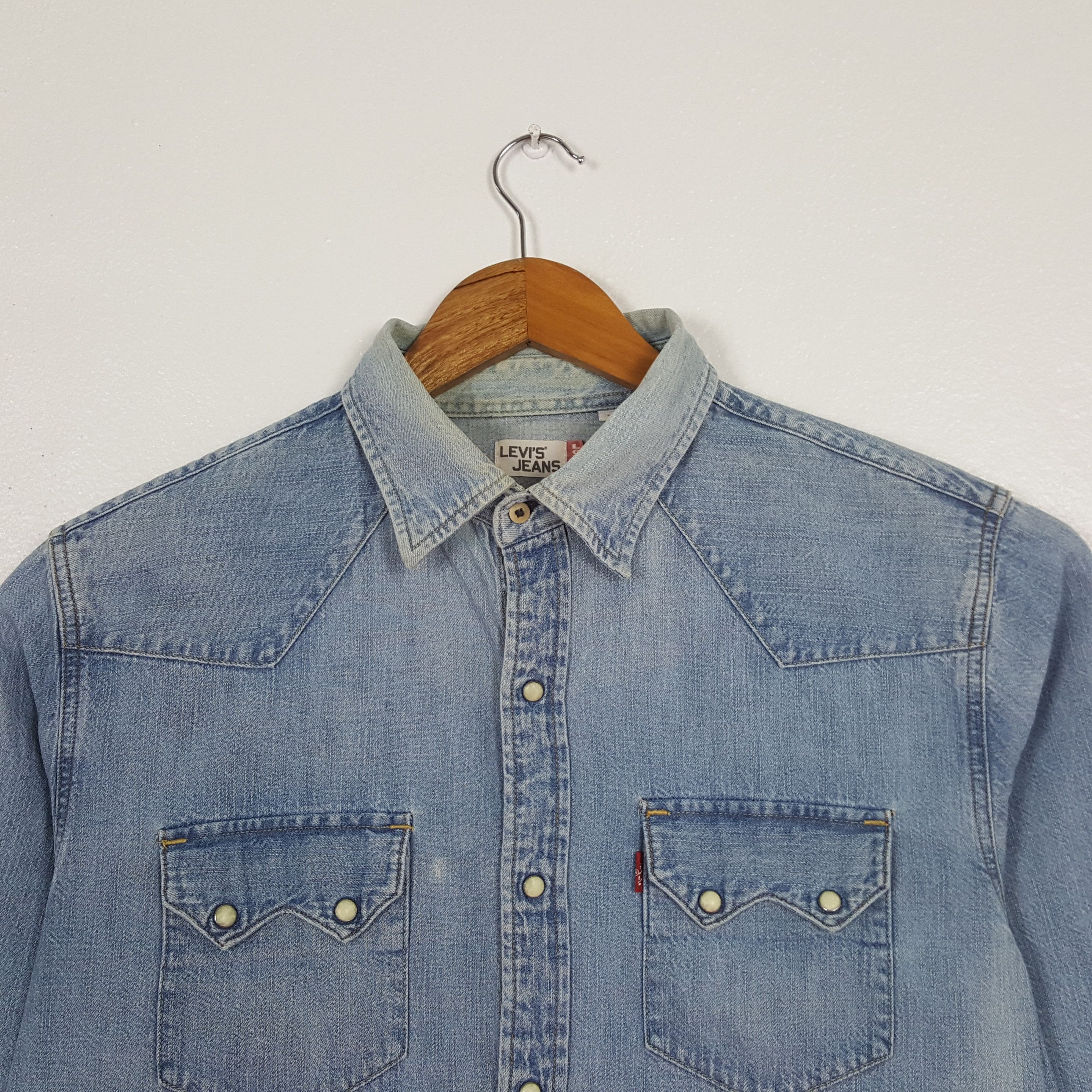 Levi's Vintage Levi's American Style Denim Jeans Shirt C319N25 Size US M / EU 48-50 / 2 - 2 Thumbnail