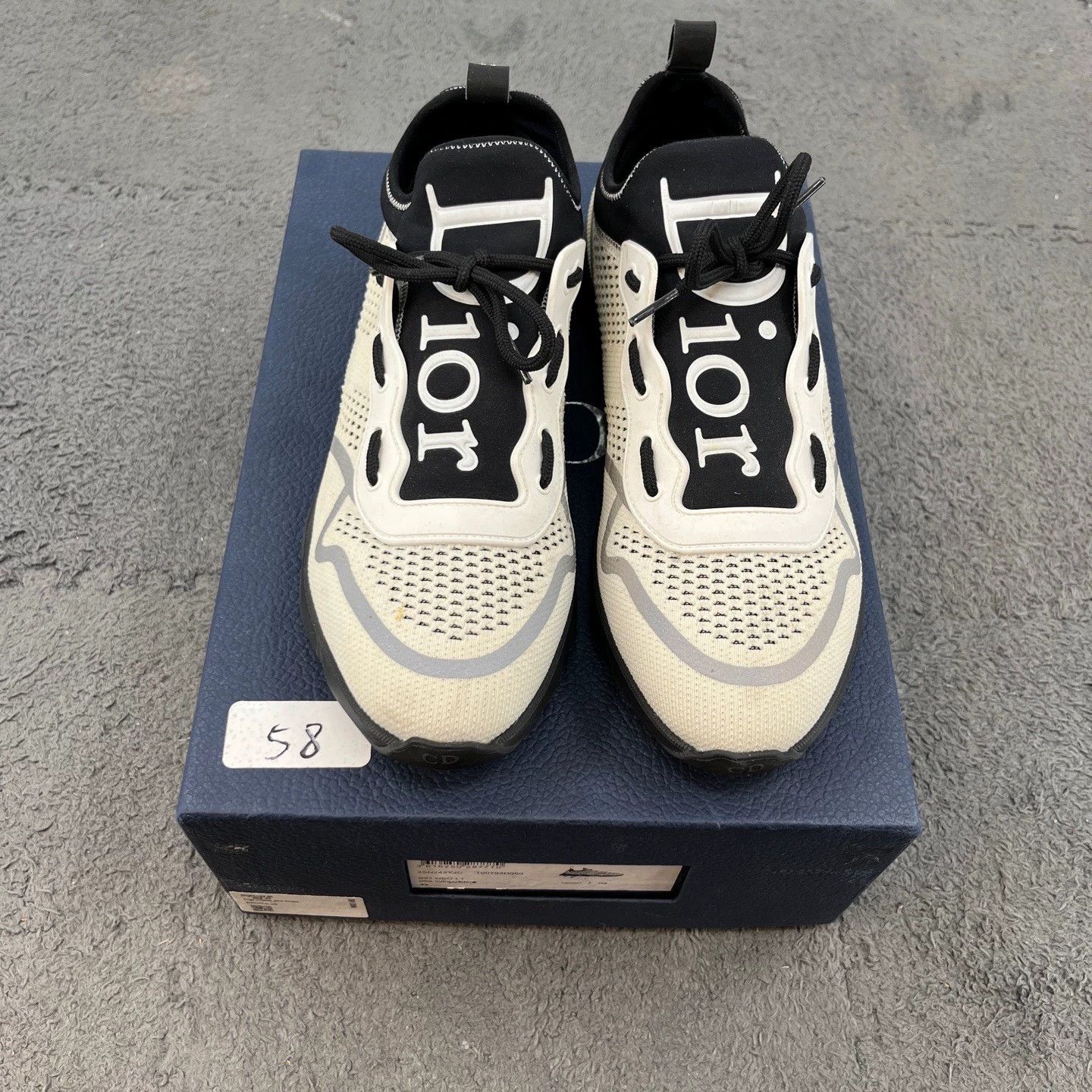 Dior B21 Mesh Logo Sneakers 42 (Near New, Minor Stains), Men's (Size 9) — image 2 of 6