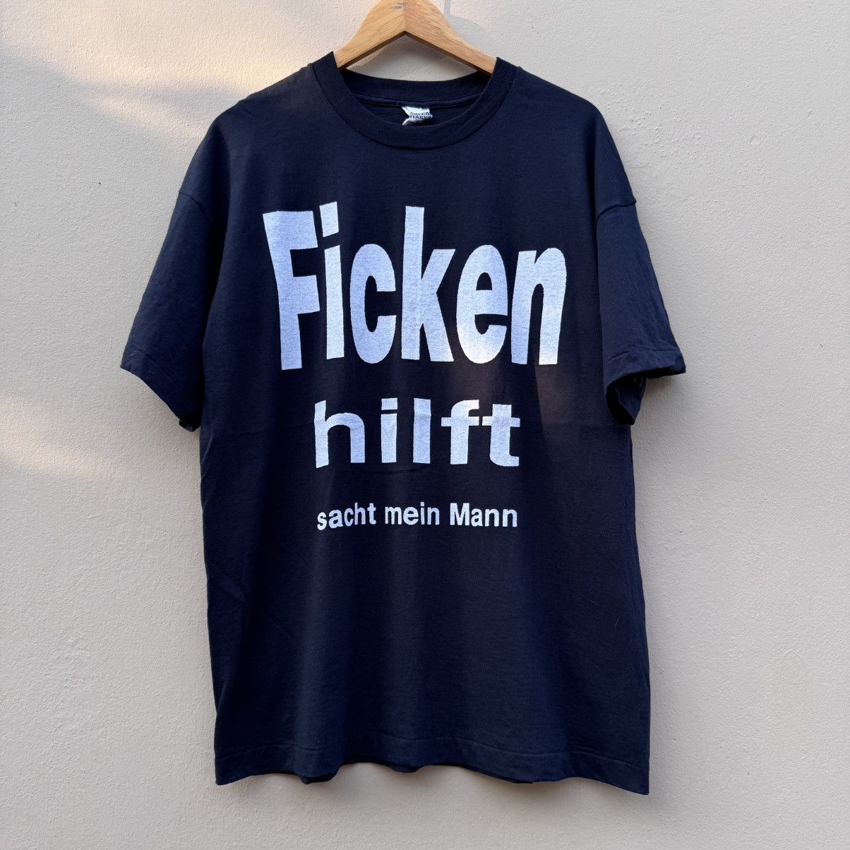 Other Vintage ficken hilft 90s tee Size US XL / EU 56 / 4 - 1 Thumbnail