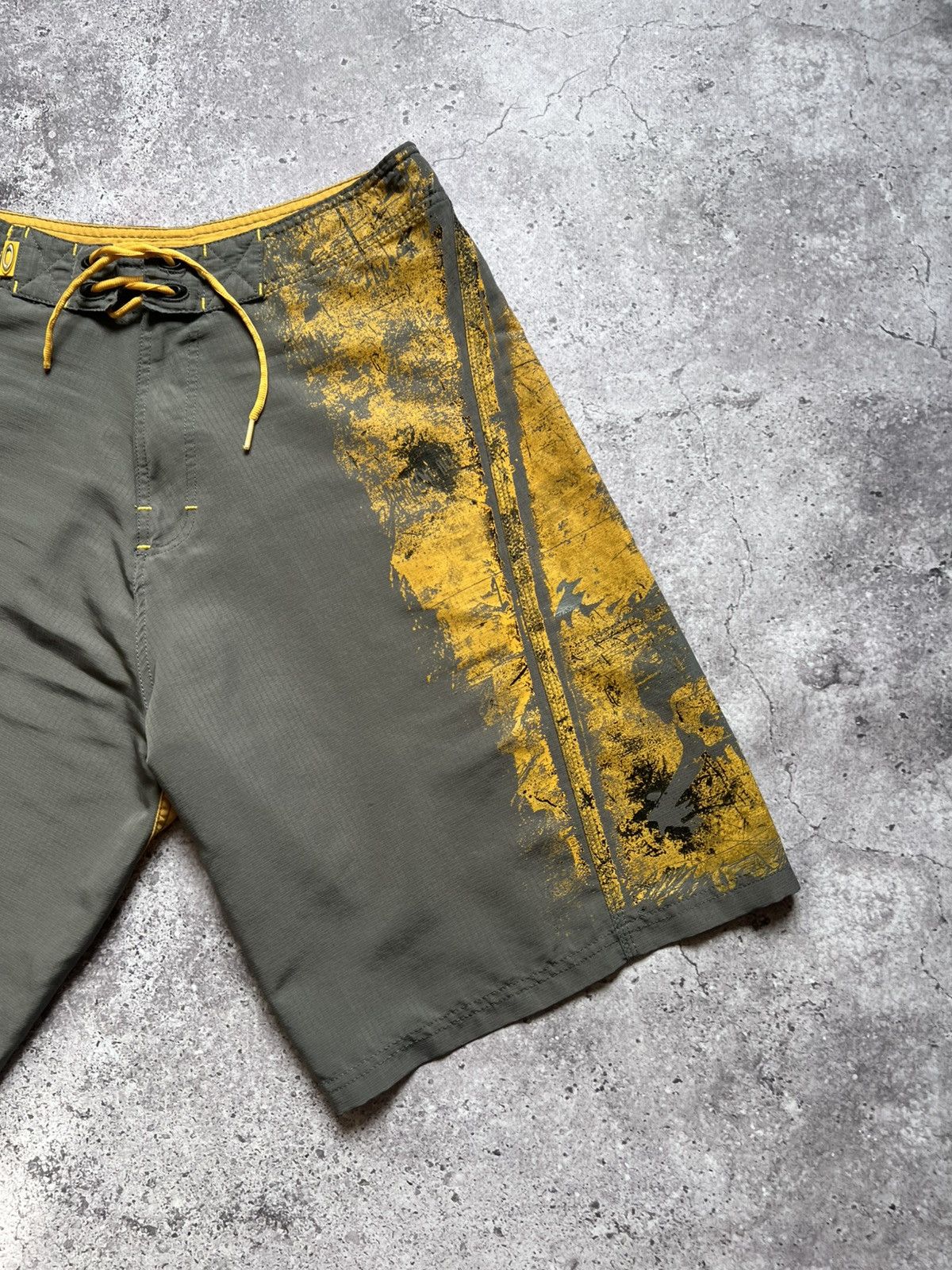 Oakley × Vintage Vintage Oakley Crazy Skull Shorts Big Logo Swimwear Men's Size US 32 / EU 48 - 3 Thumbnail