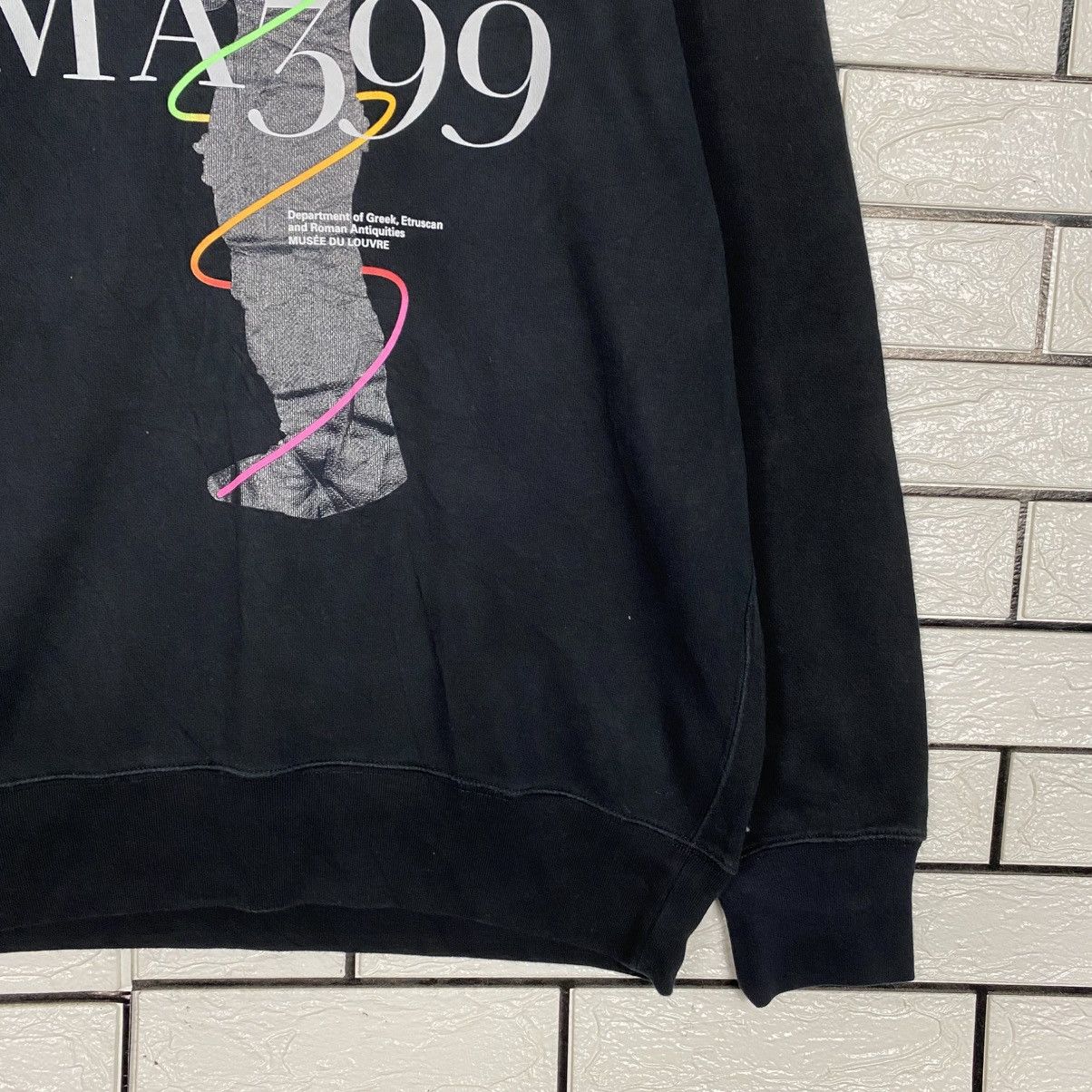 Japanese Brand Musee Du Louvre X Peter Saville Sweatshirt Big Logo Size US L / EU 52-54 / 3 - 6 Thumbnail