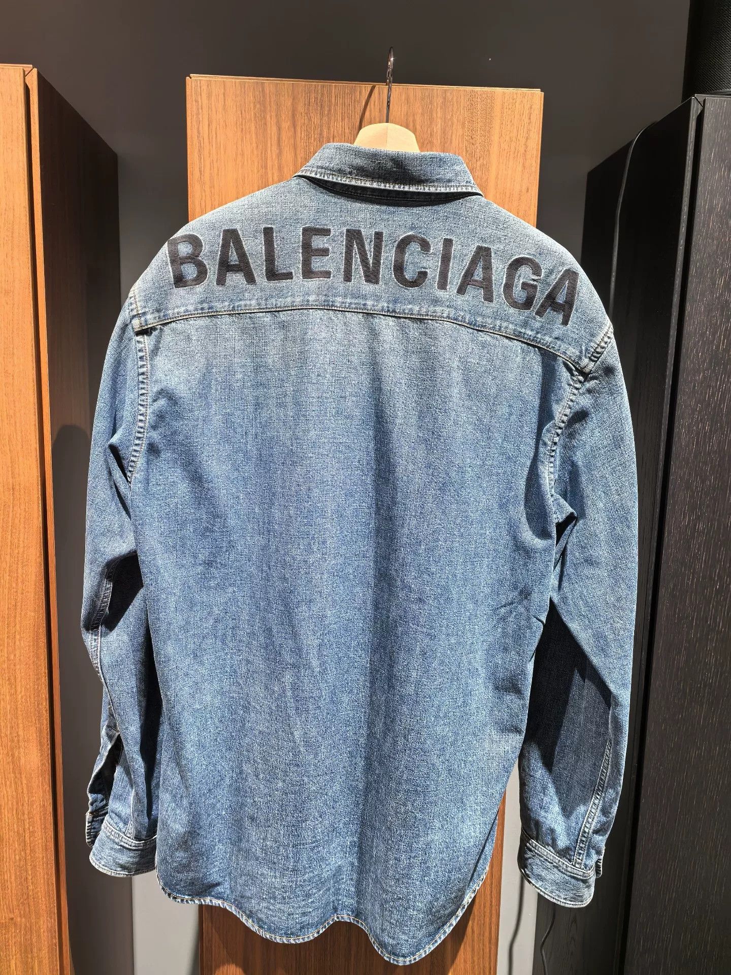DEFEND PARIS balenciaga denim shirt jacket with logo Size US M / EU 48-50 / 2 - 1 Thumbnail