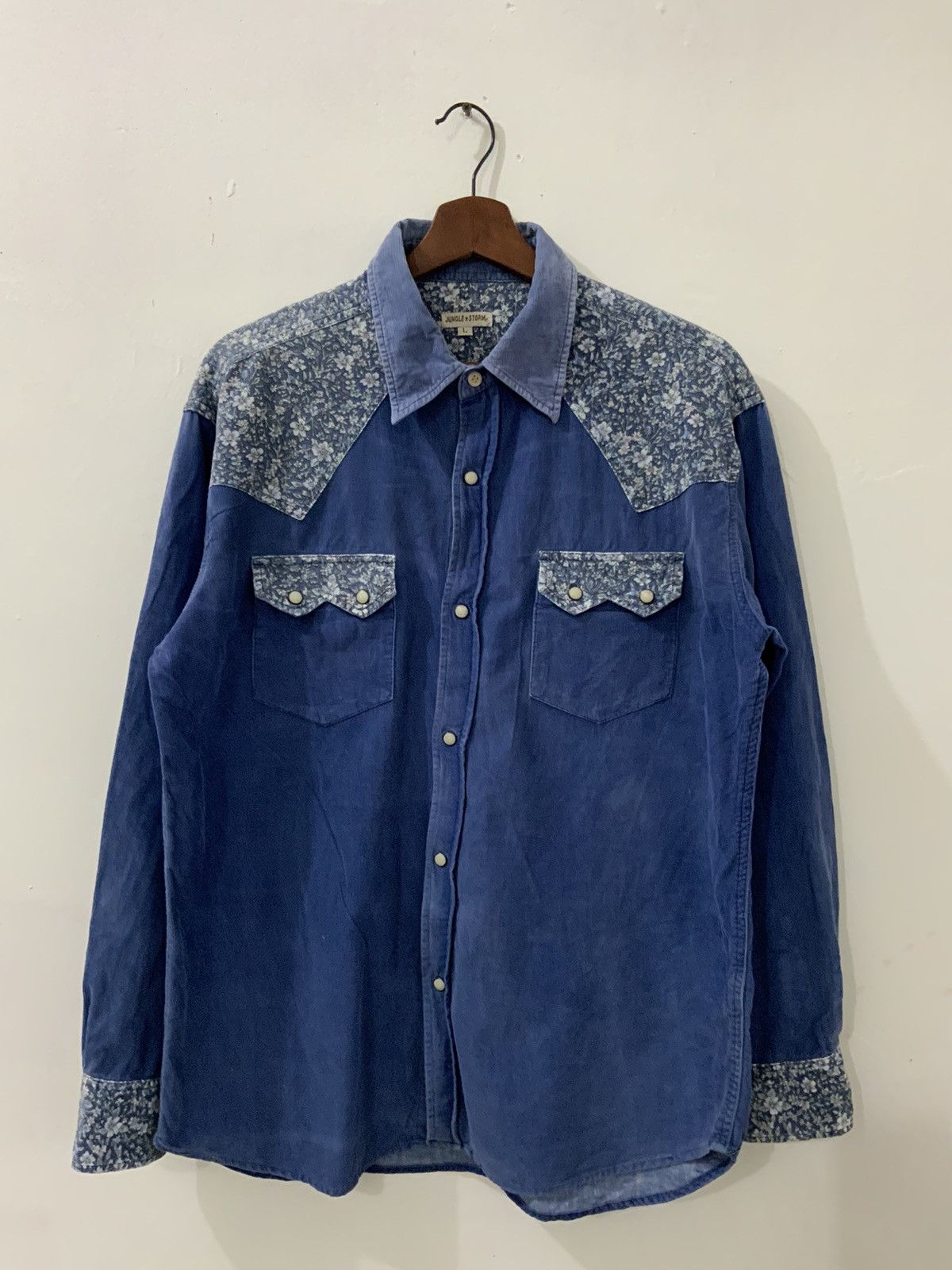 If Six Was Nine Jungle Strom Chambray Quilted Indigo Corduroi Shirt Size US L / EU 52-54 / 3 - 1 Thumbnail
