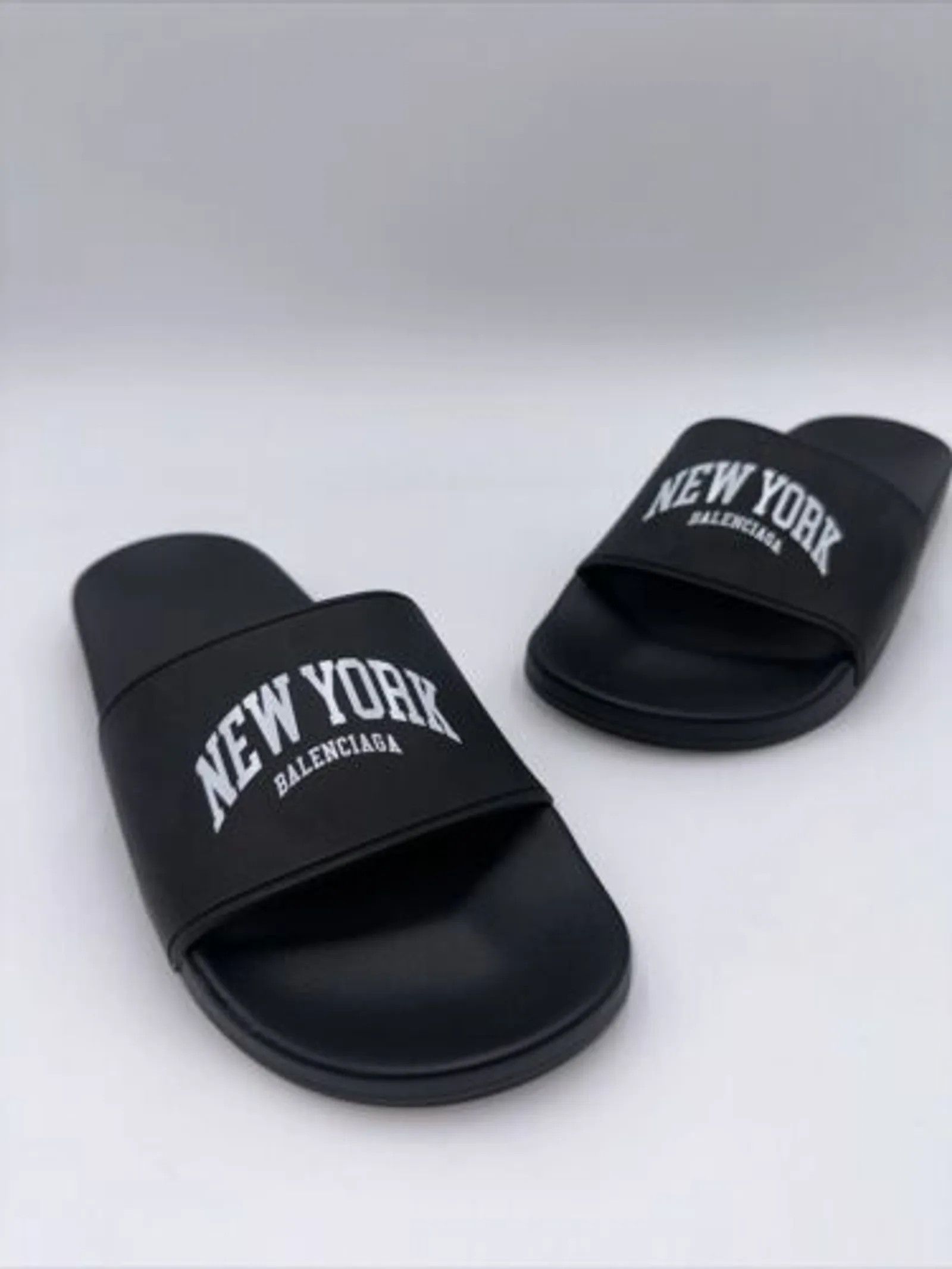 【関税&送料込】Balenciaga Printed Satiin Knife Bow Mules 関税&送料込】Balenciaga Printed Satiin Knife Bow Mules