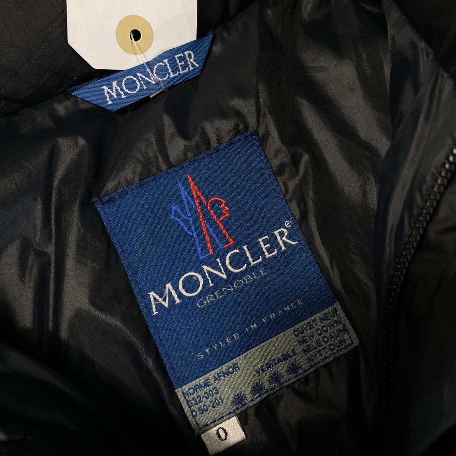 Moncler Vintage Moncler Grenoble Puffer Jacket Size US M / EU 48-50 / 2 - 3 Thumbnail